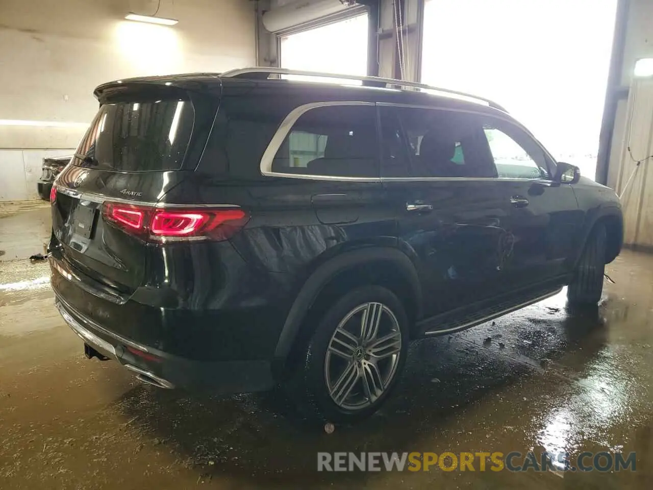 3 Photograph of a damaged car 4JGFF5KE7MA441215 MERCEDES-BENZ GLS-CLASS 2021