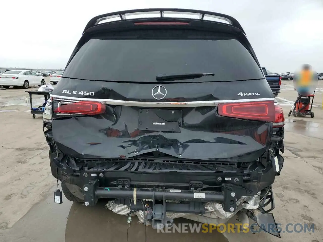 6 Photograph of a damaged car 4JGFF5KE1NA701996 MERCEDES-BENZ GLS-CLASS 2022