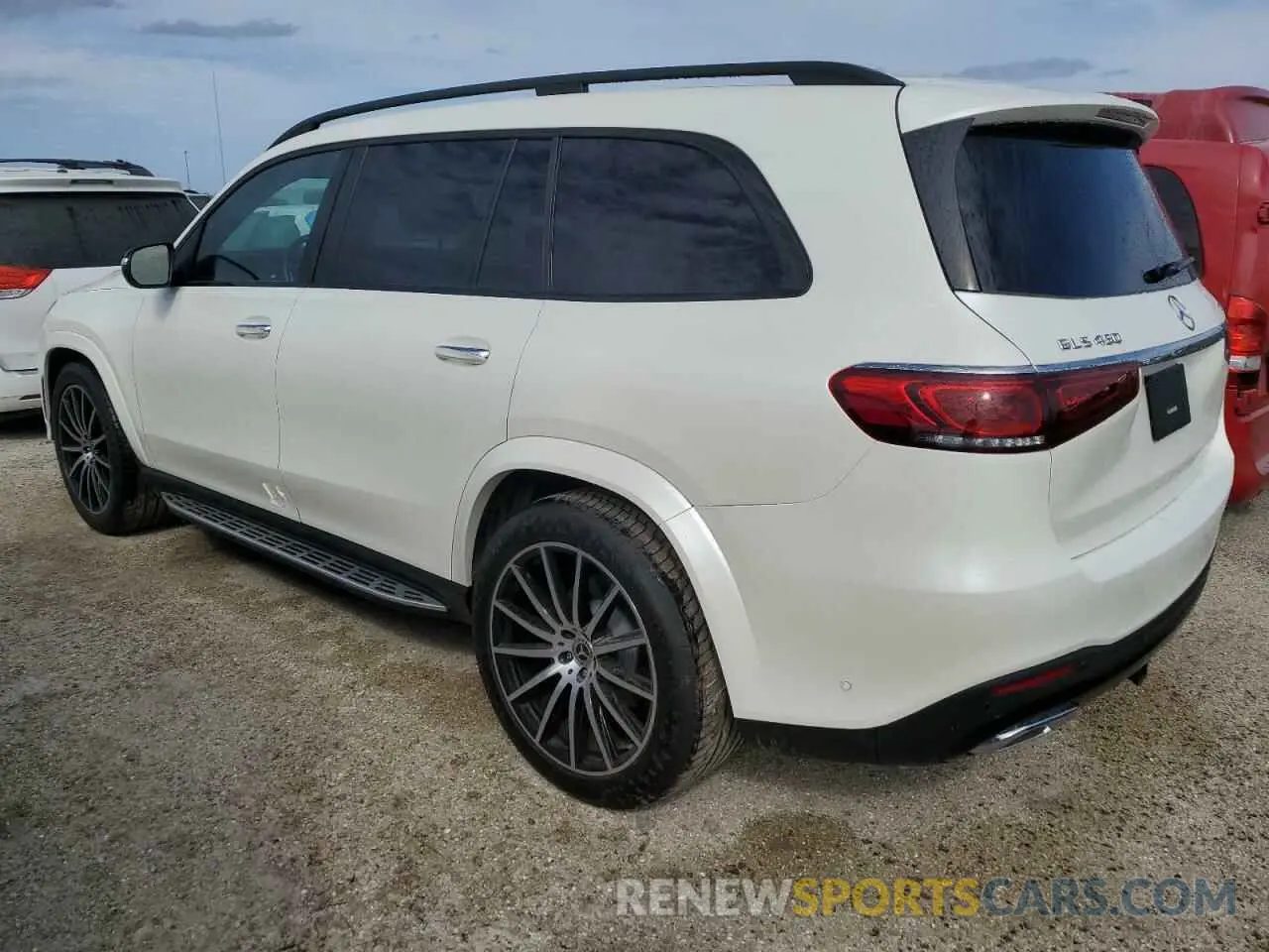 2 Photograph of a damaged car 4JGFF5KE2NA753413 MERCEDES-BENZ GLS-CLASS 2022