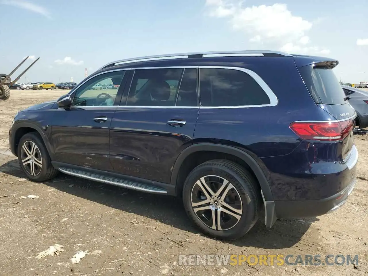 2 Photograph of a damaged car 4JGFF5KE9NA585673 MERCEDES-BENZ GLS-CLASS 2022