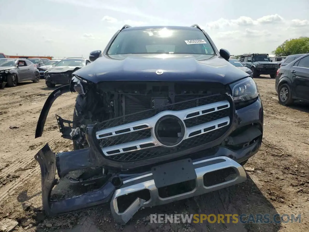 5 Photograph of a damaged car 4JGFF5KE9NA585673 MERCEDES-BENZ GLS-CLASS 2022