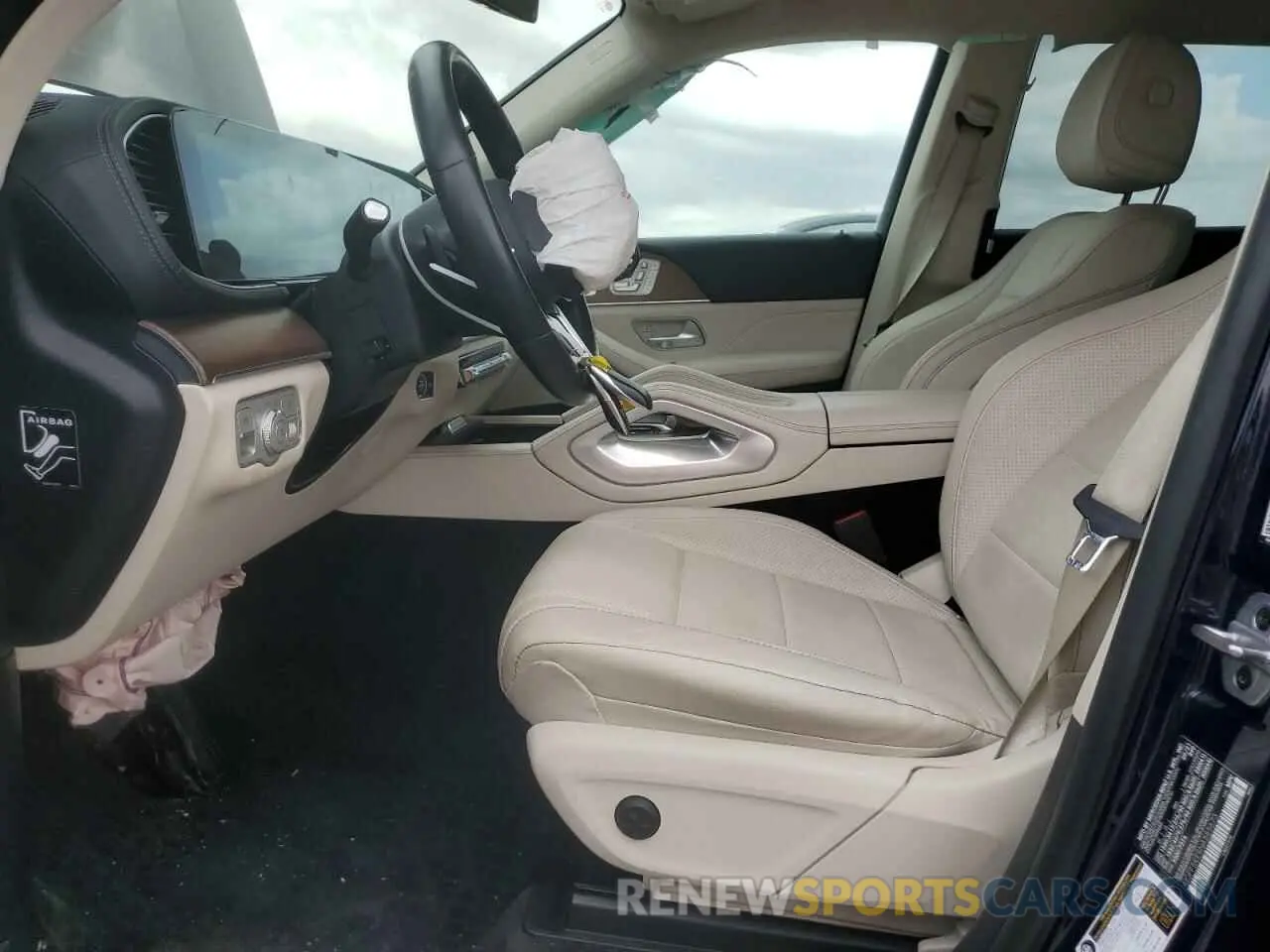 7 Photograph of a damaged car 4JGFF5KE9NA585673 MERCEDES-BENZ GLS-CLASS 2022