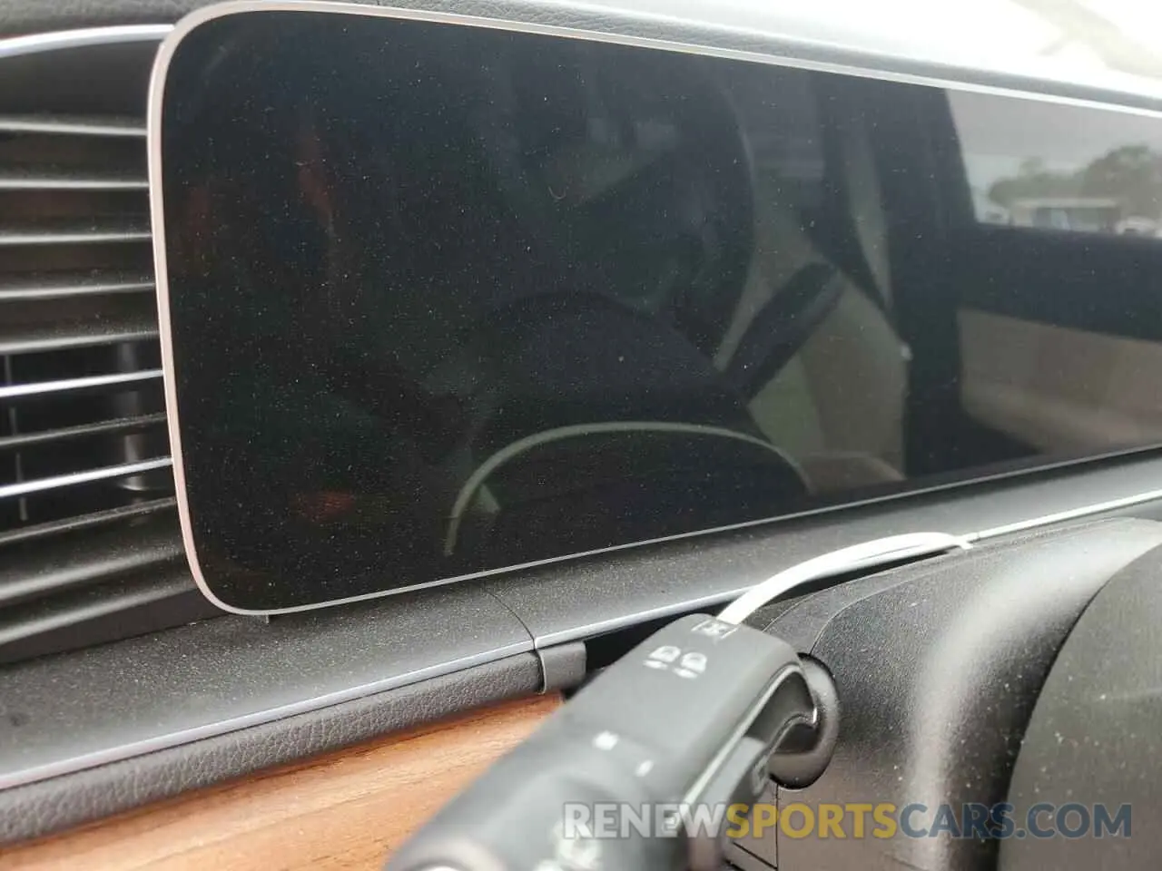 9 Photograph of a damaged car 4JGFF5KE2PA978708 MERCEDES-BENZ GLS-CLASS 2023