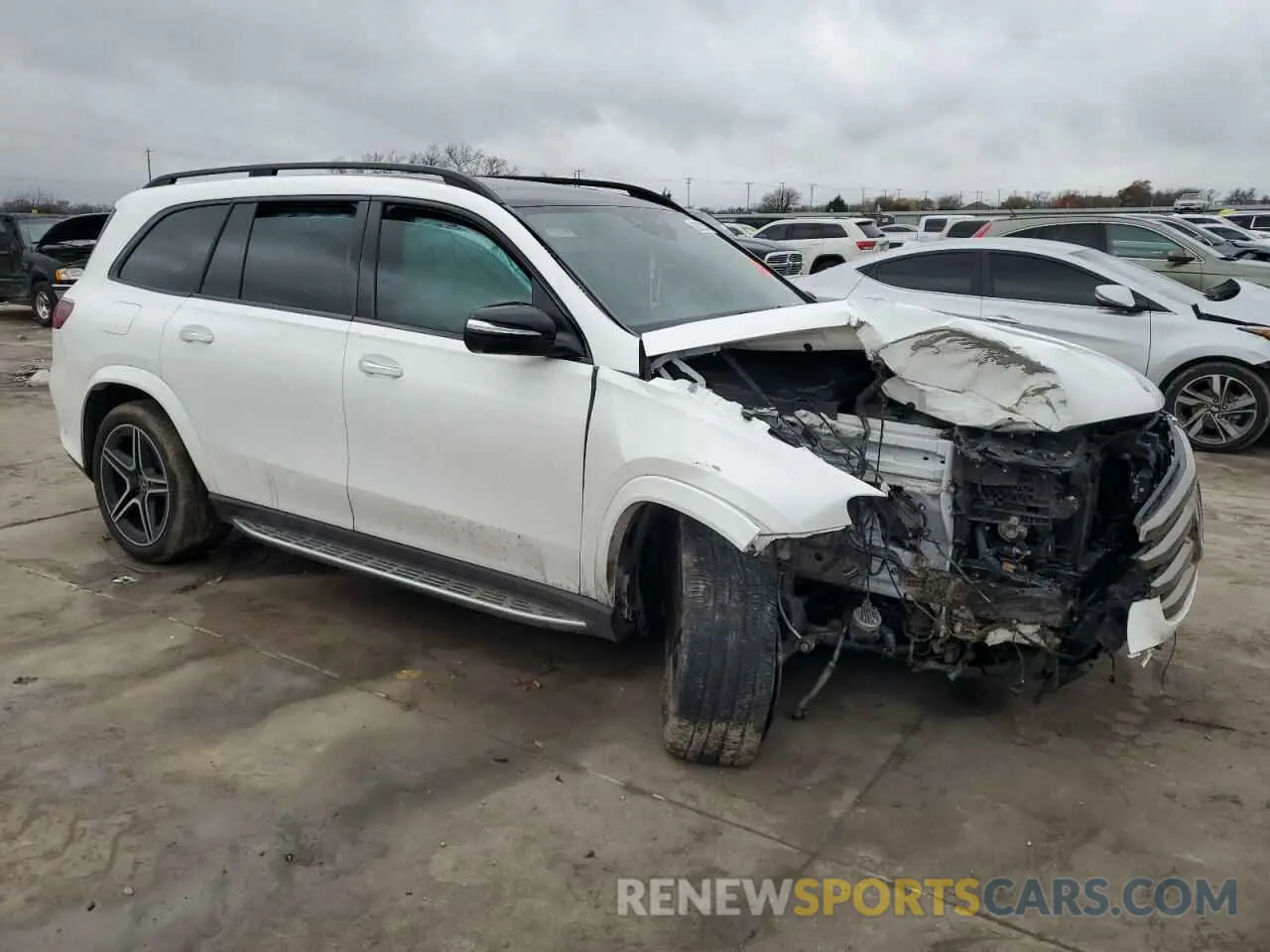 4 Photograph of a damaged car 4JGFF5KE5RB121280 MERCEDES-BENZ GLS-CLASS 2024