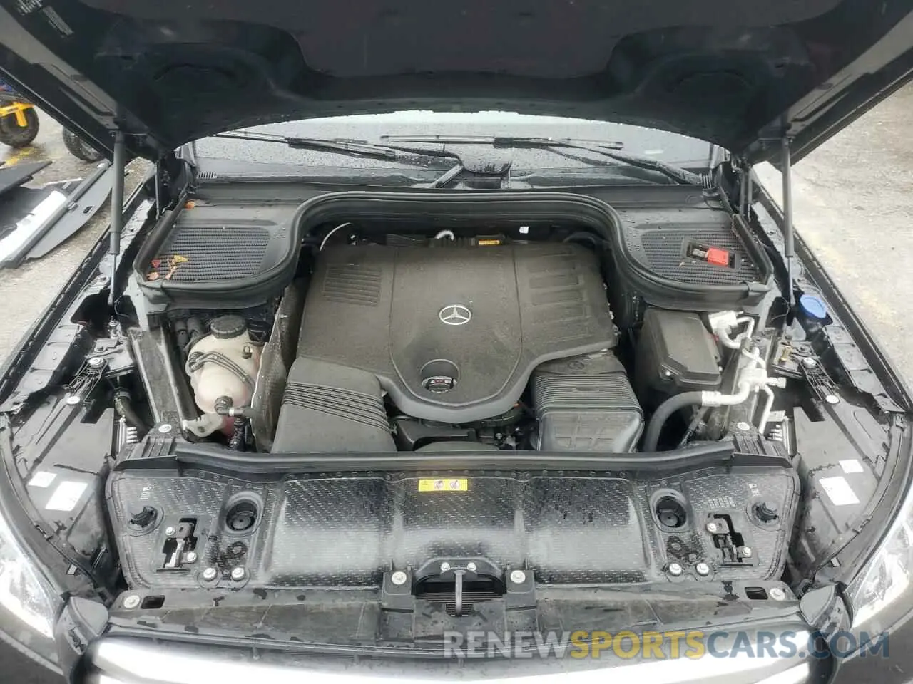 12 Photograph of a damaged car 4JGFF5KE6RB034861 MERCEDES-BENZ GLS-CLASS 2024