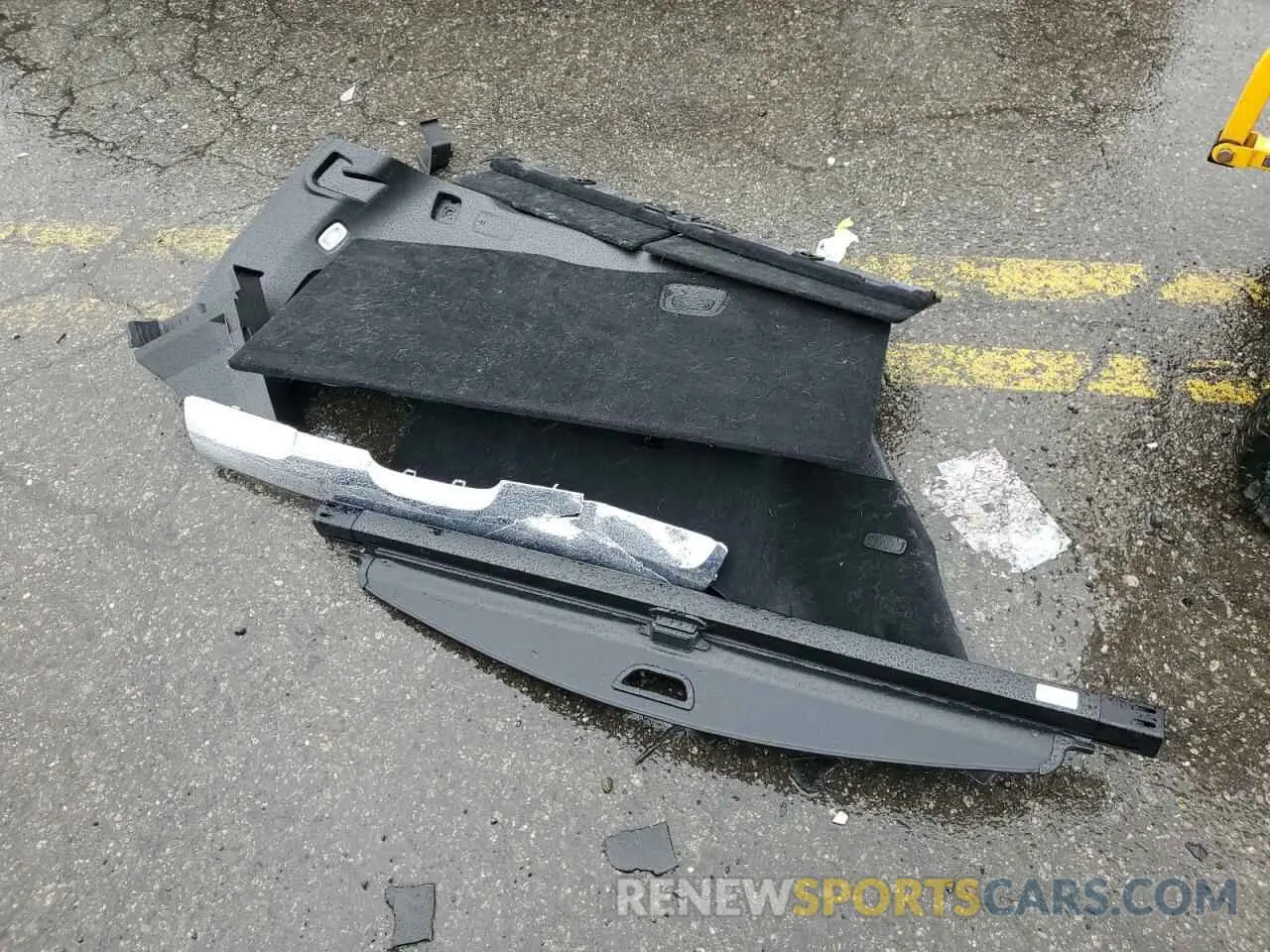 13 Photograph of a damaged car 4JGFF5KE6RB034861 MERCEDES-BENZ GLS-CLASS 2024