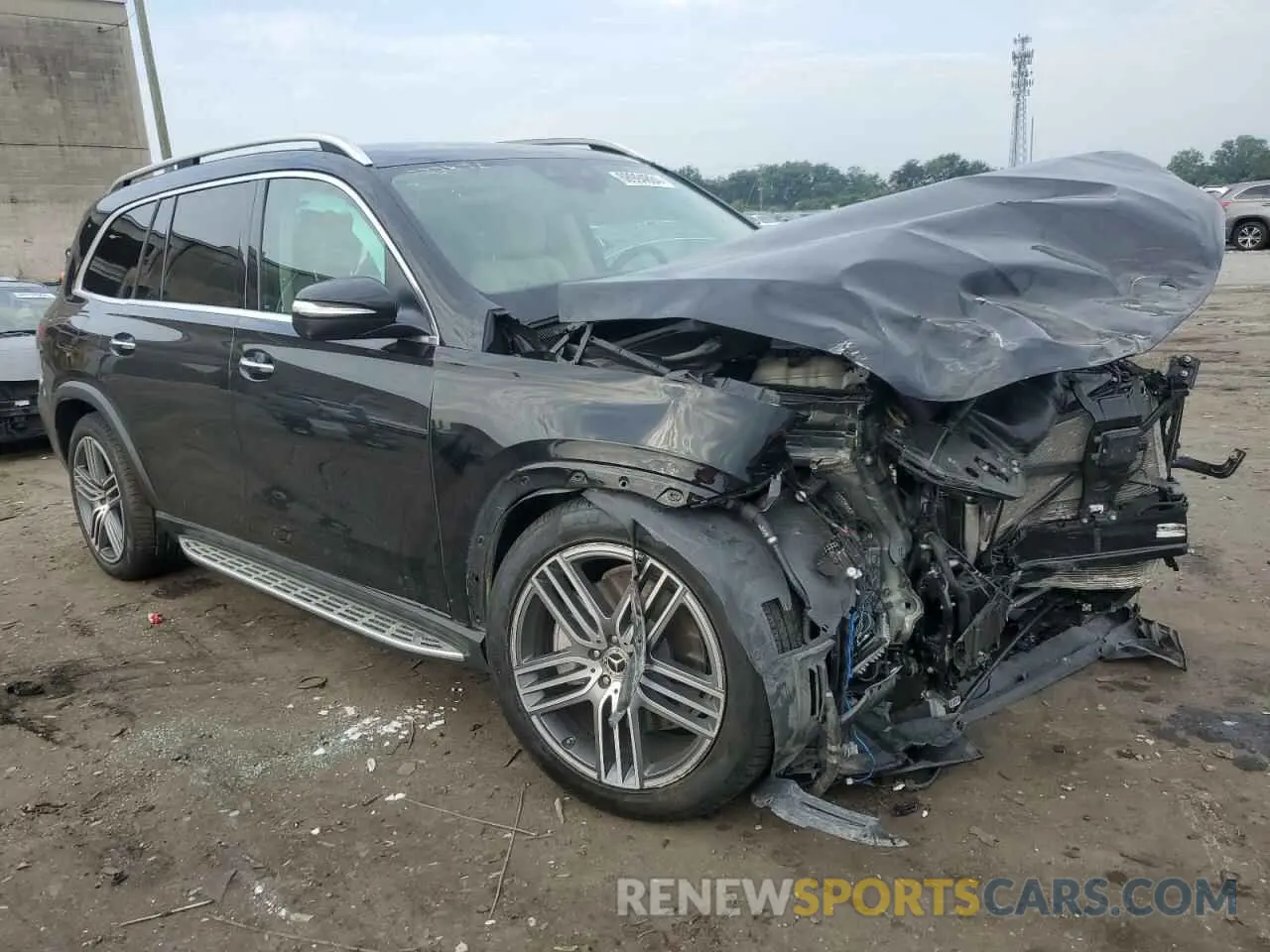 4 Photograph of a damaged car 4JGFF5KE7RB057873 MERCEDES-BENZ GLS-CLASS 2024