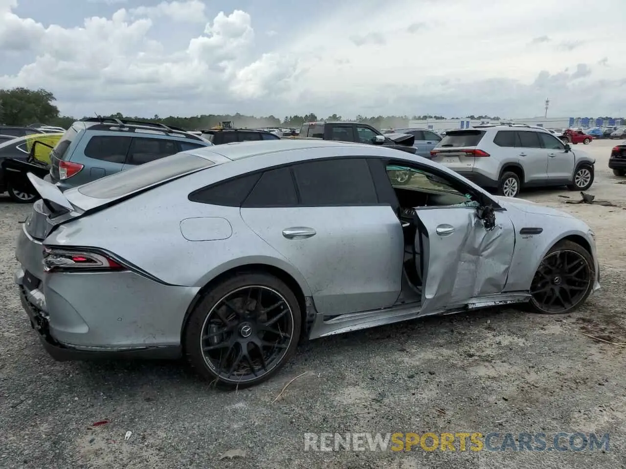 3 Photograph of a damaged car W1K7X6BB8MA037458 MERCEDES-BENZ GT-CLASS 2021