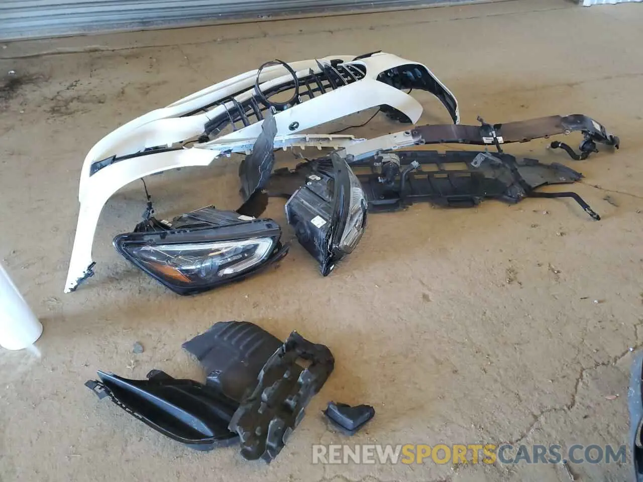 12 Photograph of a damaged car W1K7X6BB1PA054896 MERCEDES-BENZ GT-CLASS 2023