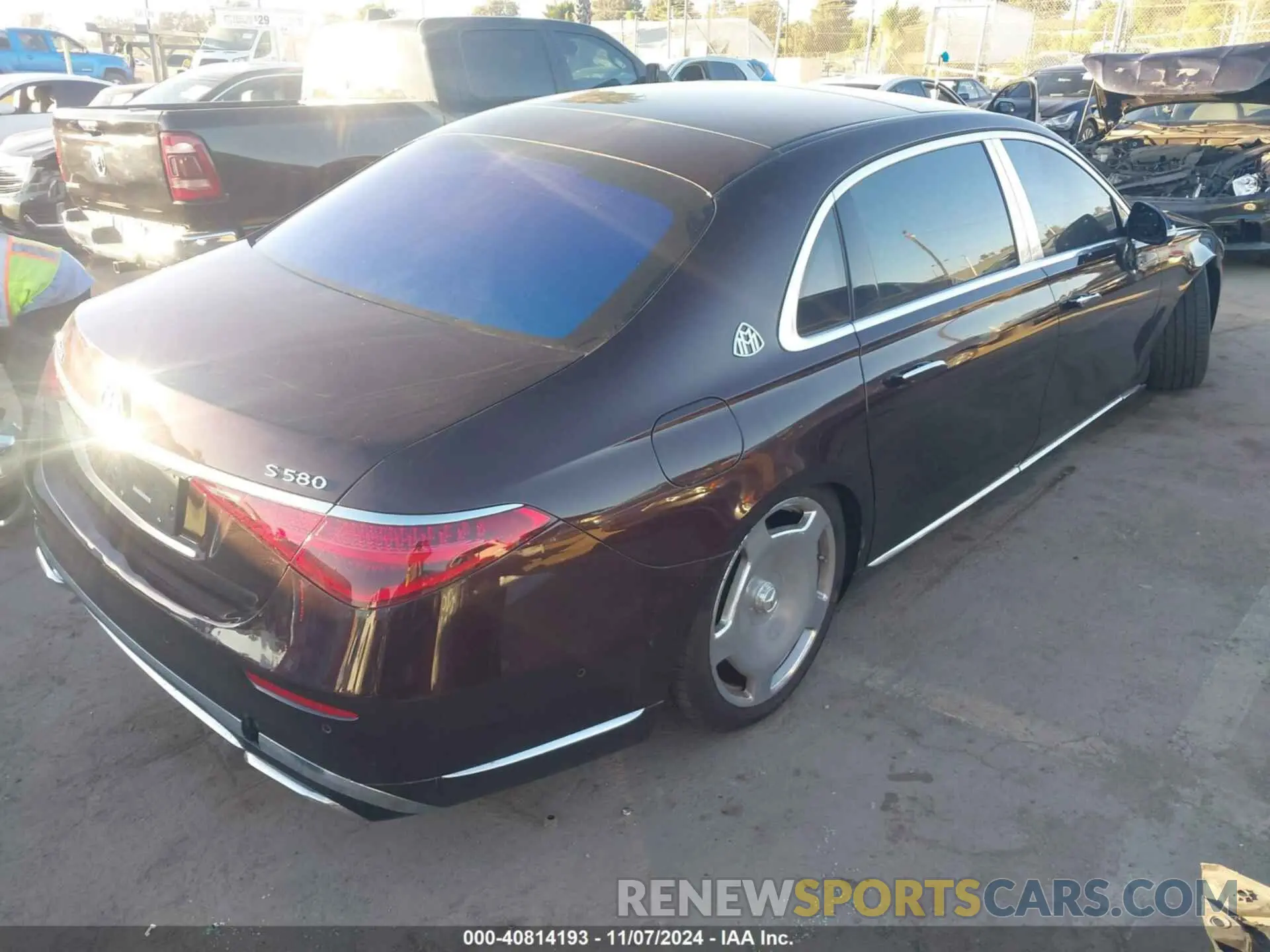 4 Photograph of a damaged car W1K6X7GBXMA023748 MERCEDES-BENZ MAYBACH S 580 2021