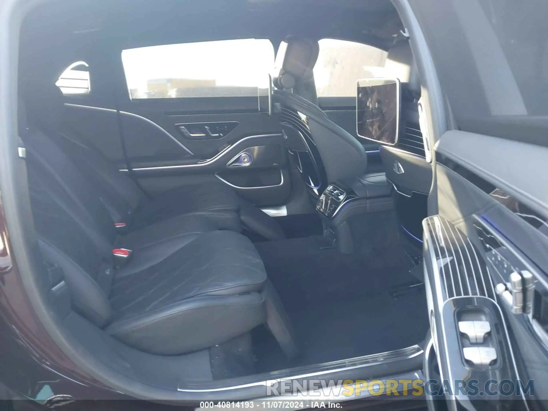 8 Photograph of a damaged car W1K6X7GBXMA023748 MERCEDES-BENZ MAYBACH S 580 2021