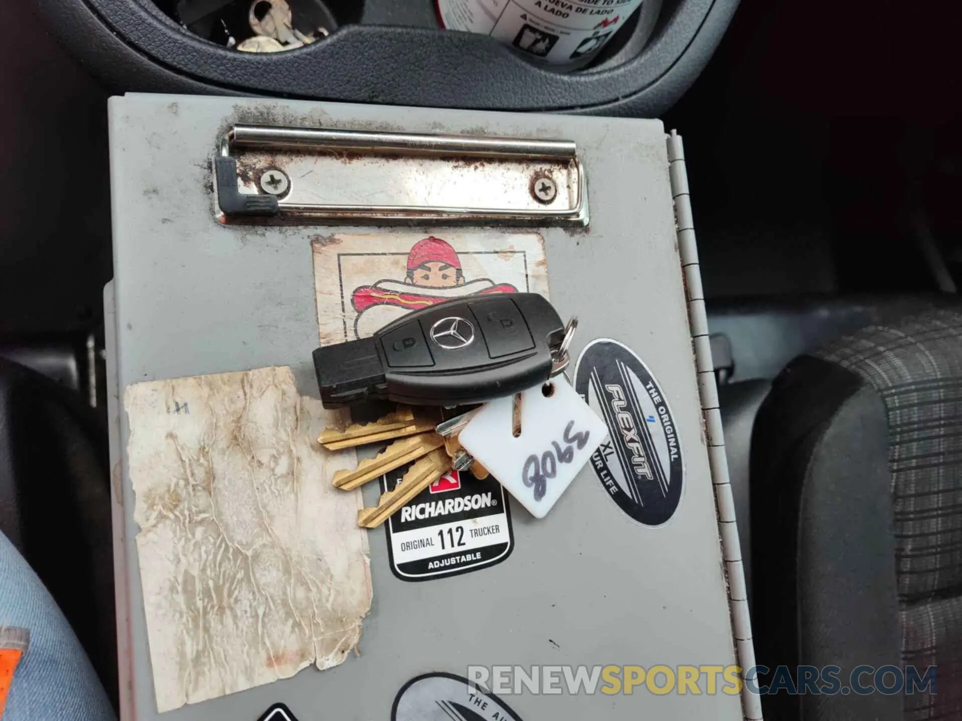 25 Photograph of a damaged car WD3PG2EA4K3553124 MERCEDES-BENZ METRIS 2019