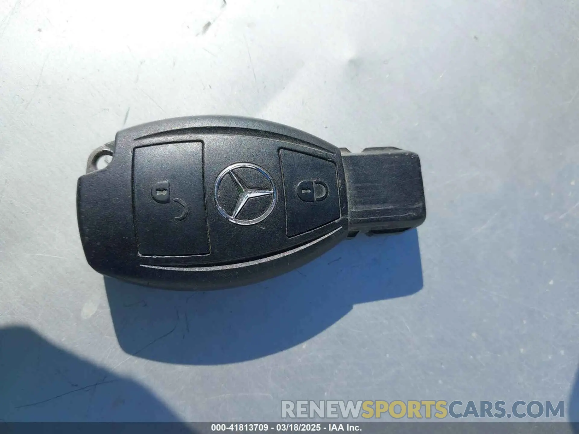11 Photograph of a damaged car WD3PG2EAXK3530575 MERCEDES-BENZ METRIS 2019