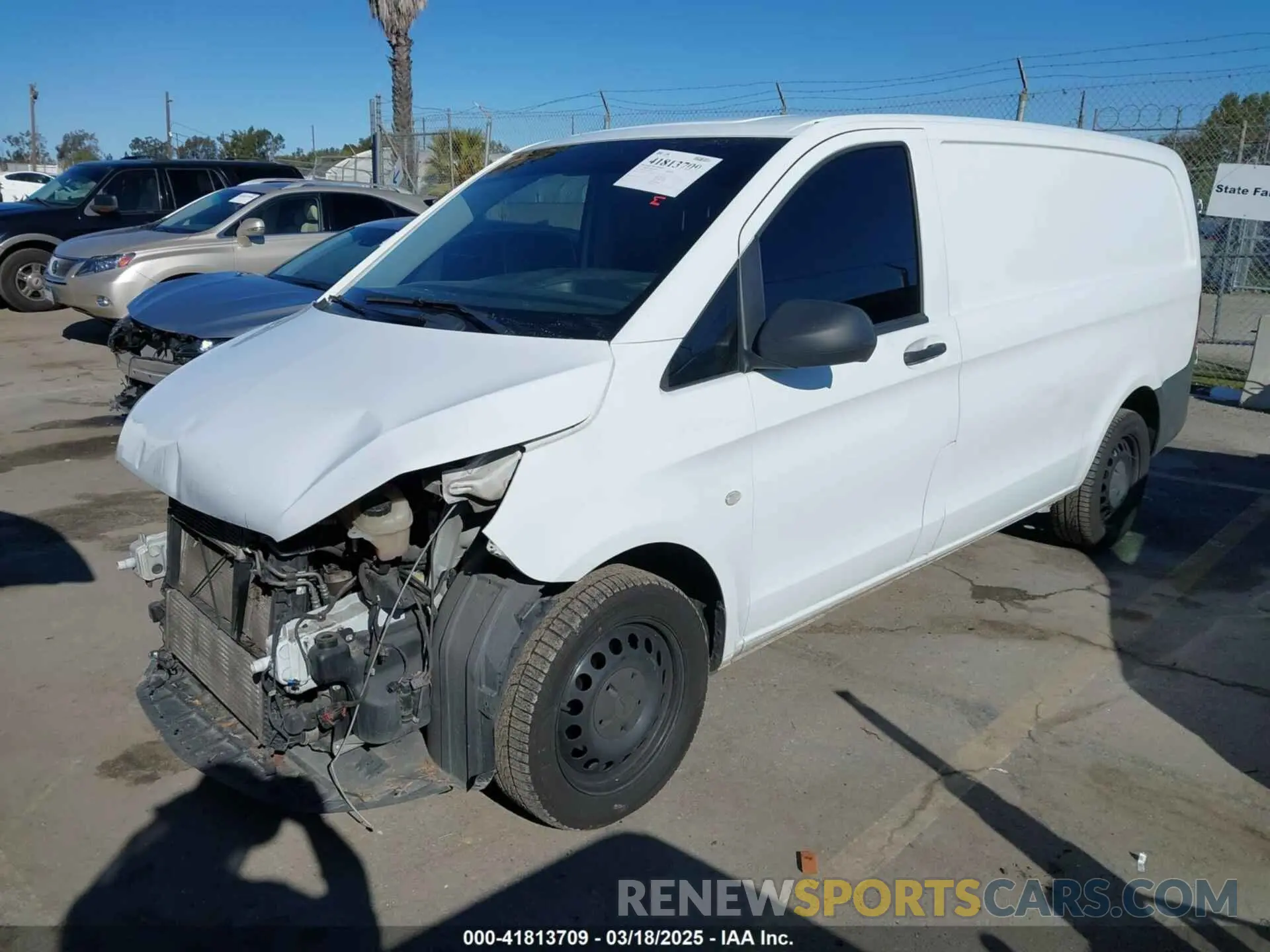 2 Photograph of a damaged car WD3PG2EAXK3530575 MERCEDES-BENZ METRIS 2019