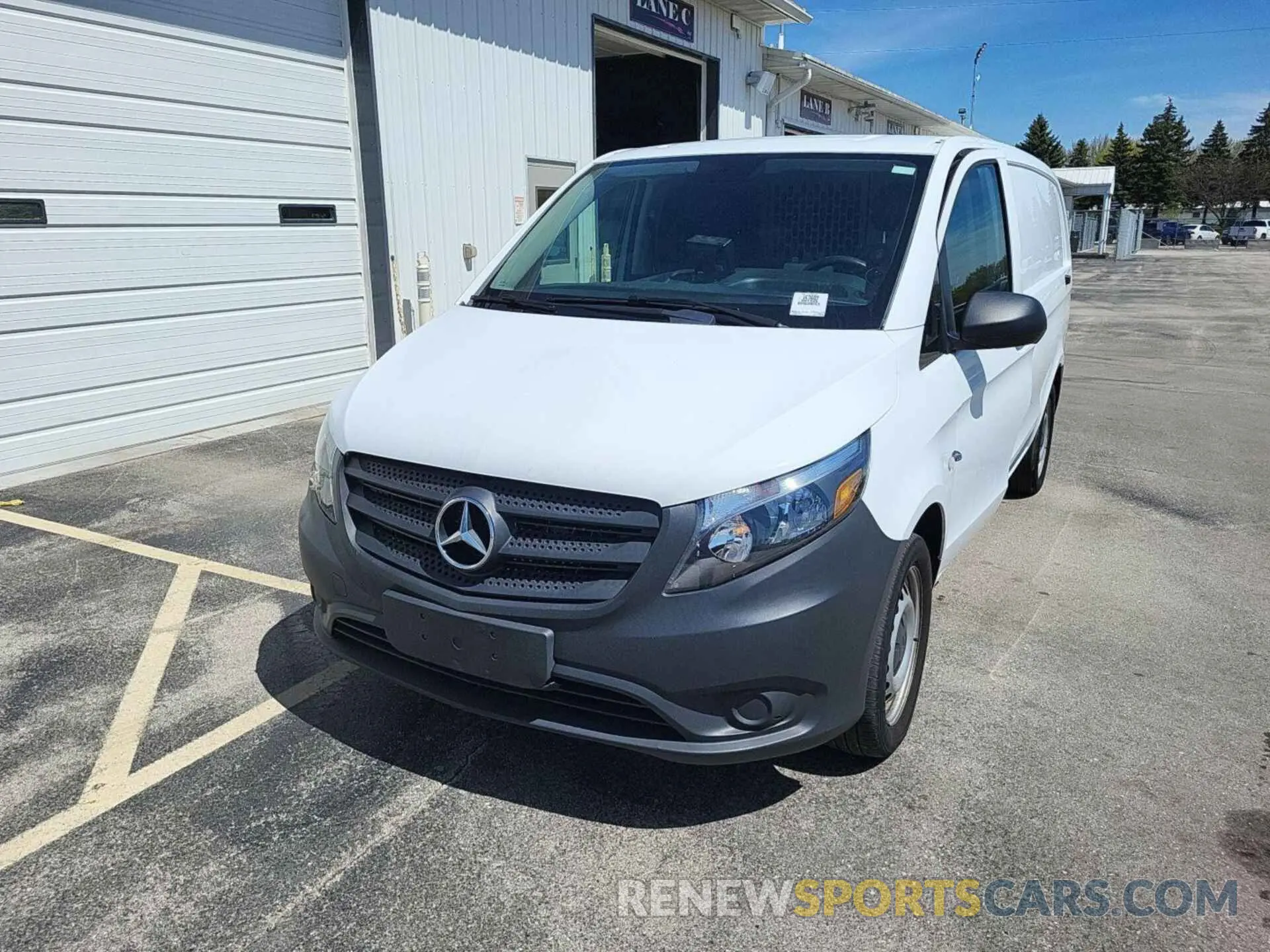 12 Photograph of a damaged car WD3PG2EAXK3603427 MERCEDES-BENZ METRIS 2019