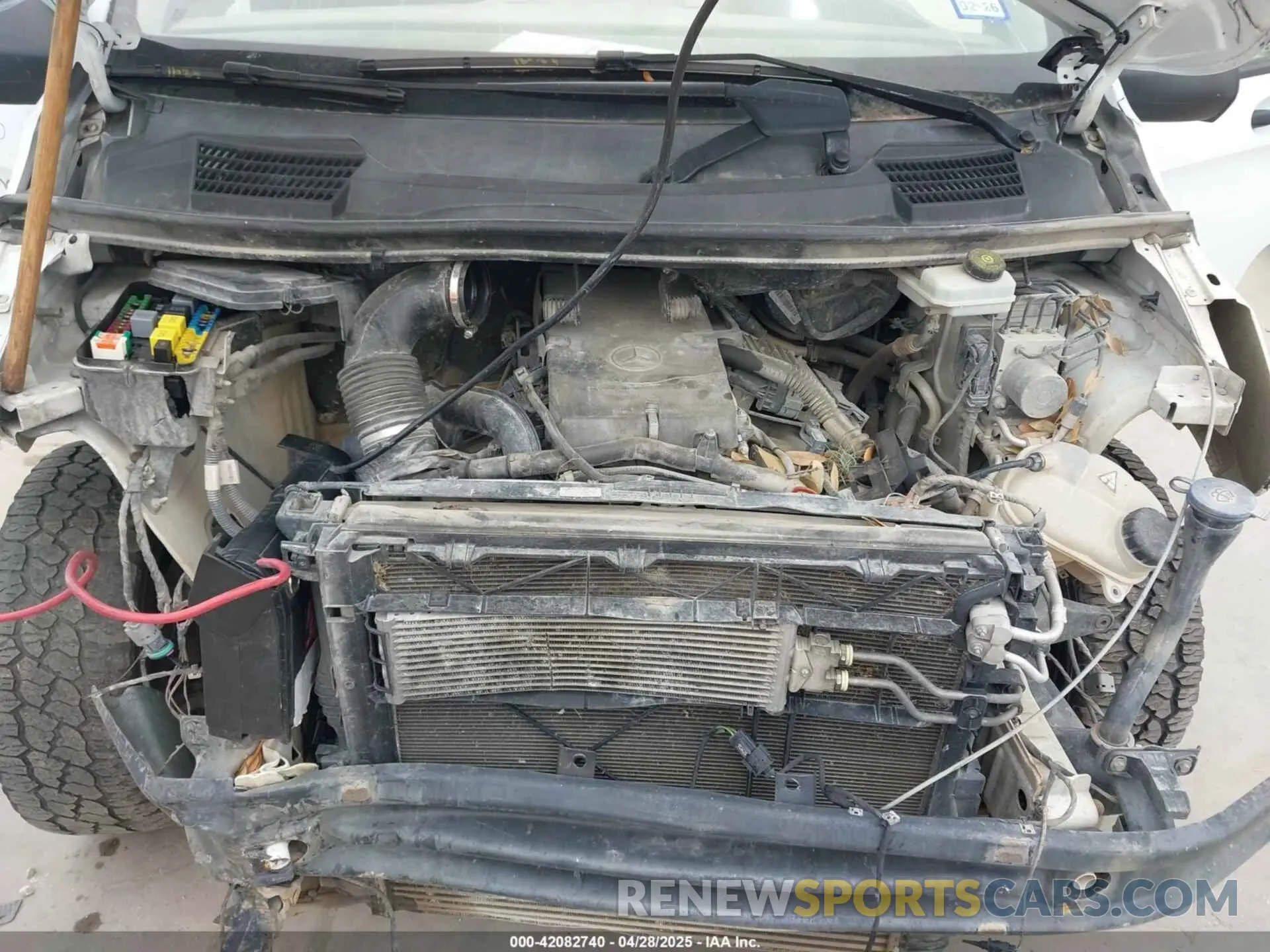 10 Photograph of a damaged car WD3PG3EA3K3533680 MERCEDES-BENZ METRIS 2019