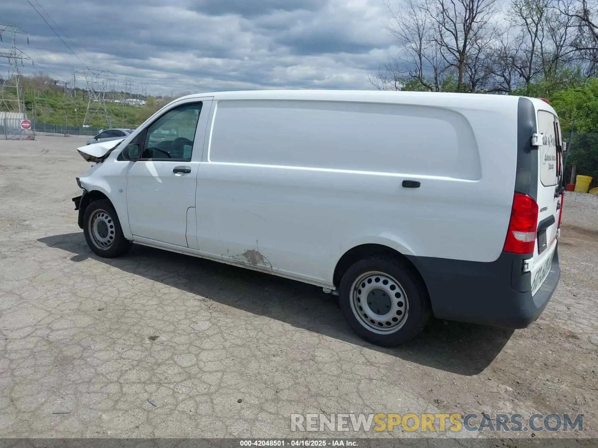 3 Photograph of a damaged car WD3PG3EA9K3592801 MERCEDES-BENZ METRIS 2019