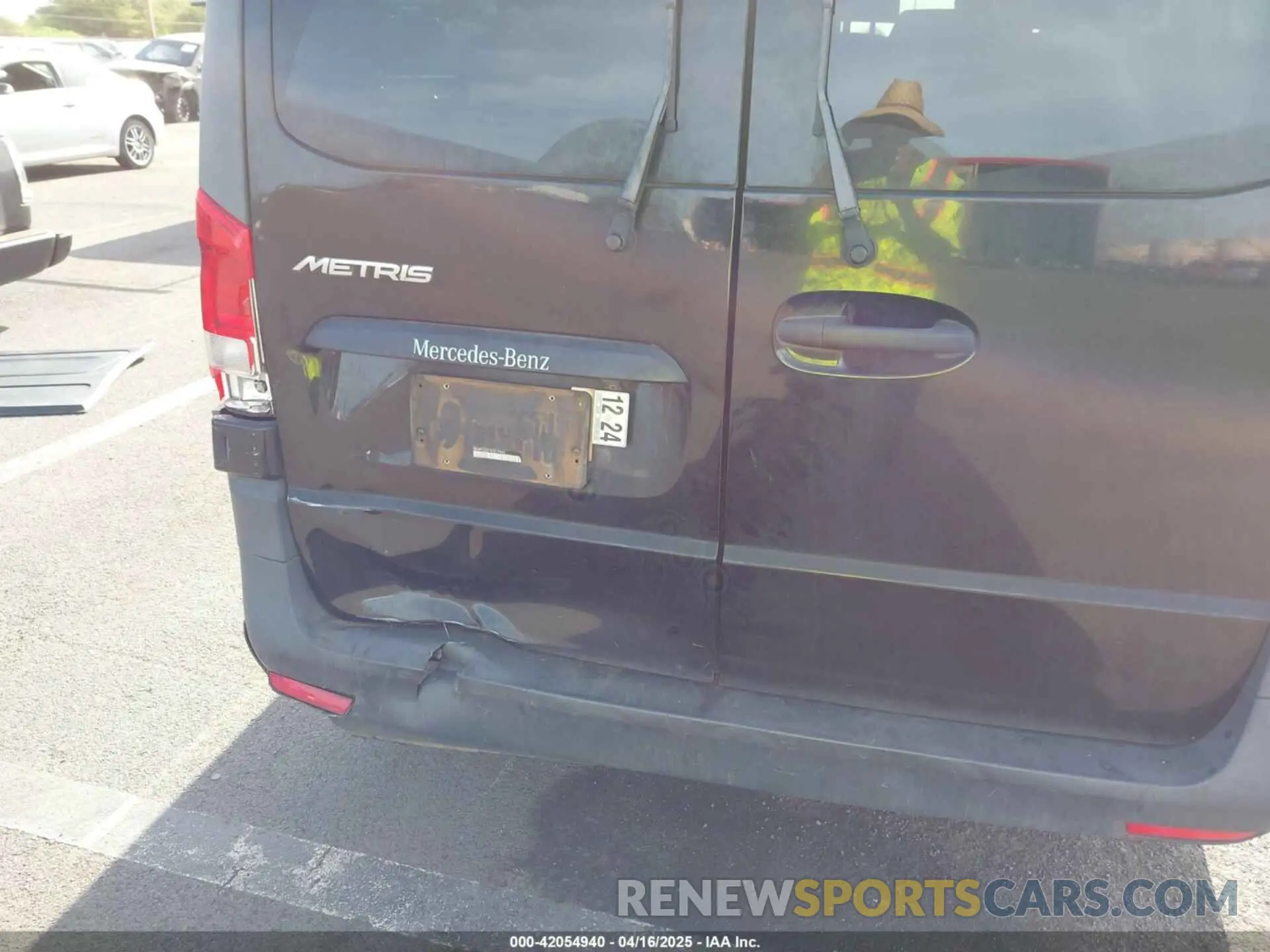 6 Photograph of a damaged car WD4PG2EE1K3519463 MERCEDES-BENZ METRIS 2019