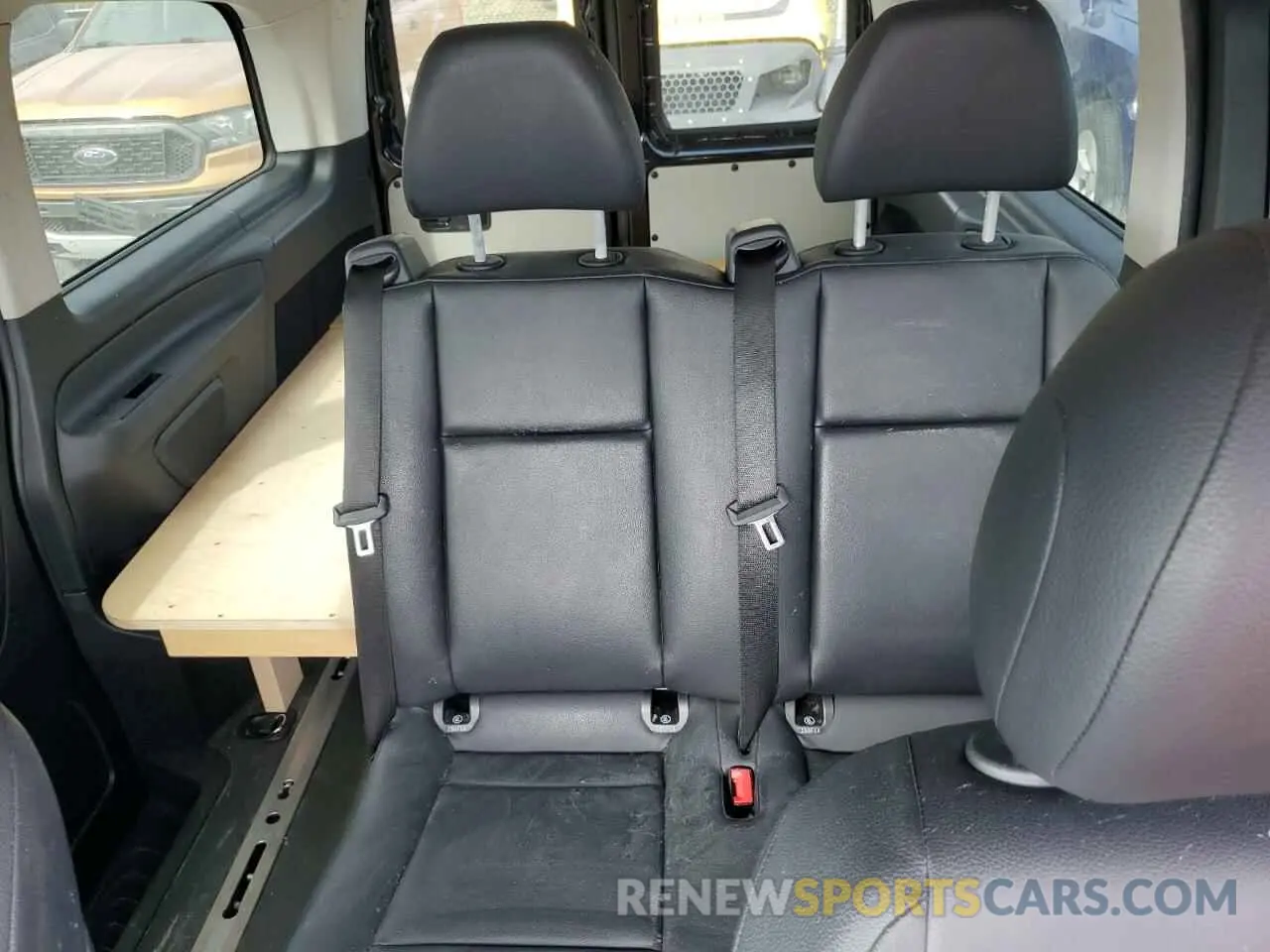 10 Photograph of a damaged car WD4PG2EE7K3519967 MERCEDES-BENZ METRIS 2019