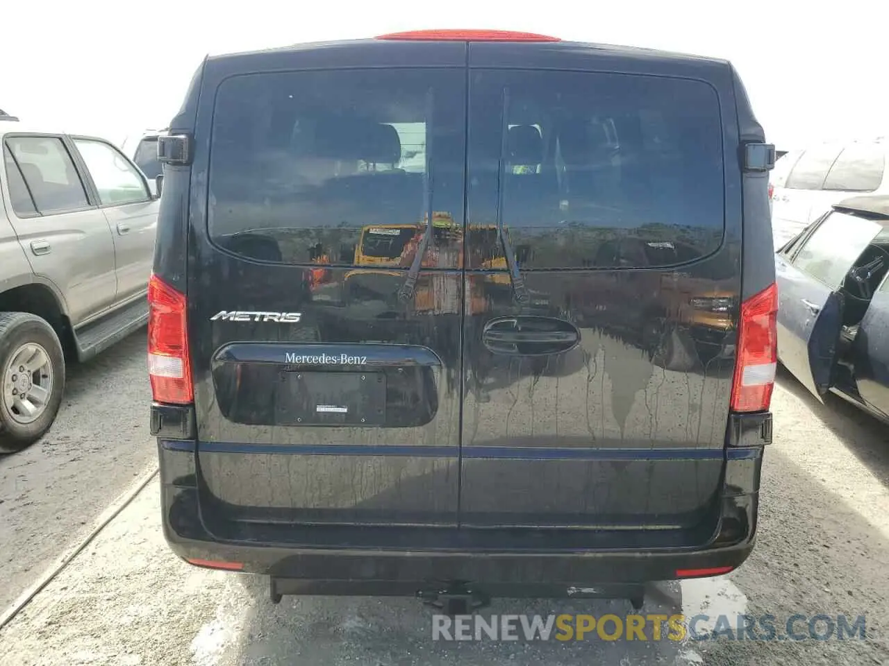 6 Photograph of a damaged car WD4PG2EE7K3519967 MERCEDES-BENZ METRIS 2019