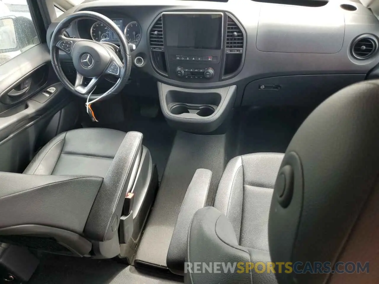 8 Photograph of a damaged car WD4PG2EE7K3519967 MERCEDES-BENZ METRIS 2019