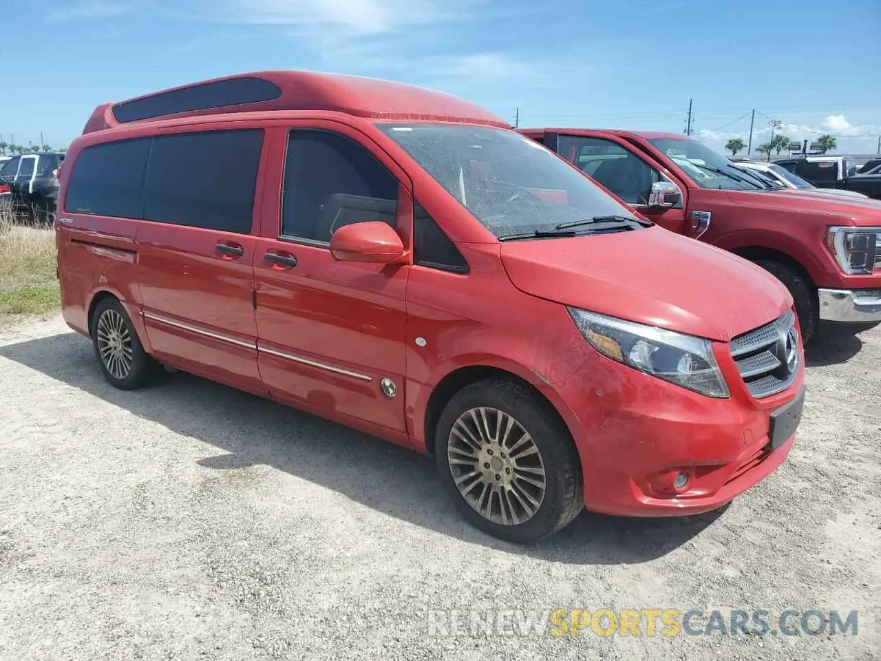 4 Photograph of a damaged car WD4PG2EEXK3507196 MERCEDES-BENZ METRIS 2019