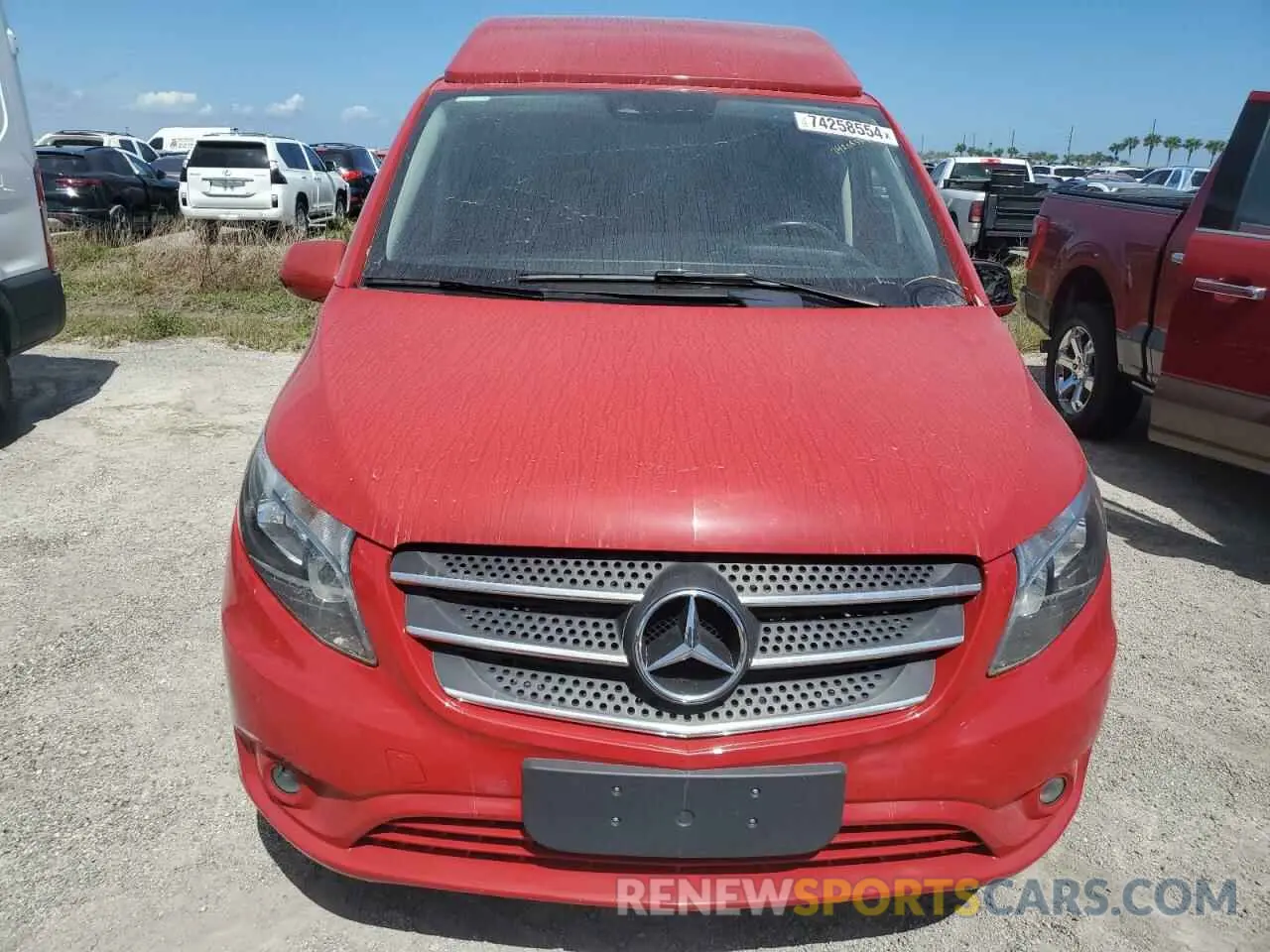 5 Photograph of a damaged car WD4PG2EEXK3507196 MERCEDES-BENZ METRIS 2019