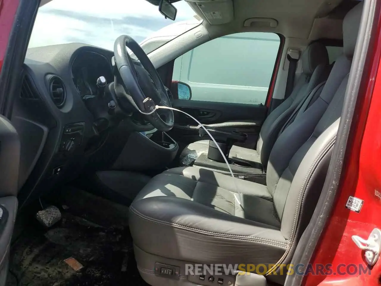 7 Photograph of a damaged car WD4PG2EEXK3507196 MERCEDES-BENZ METRIS 2019