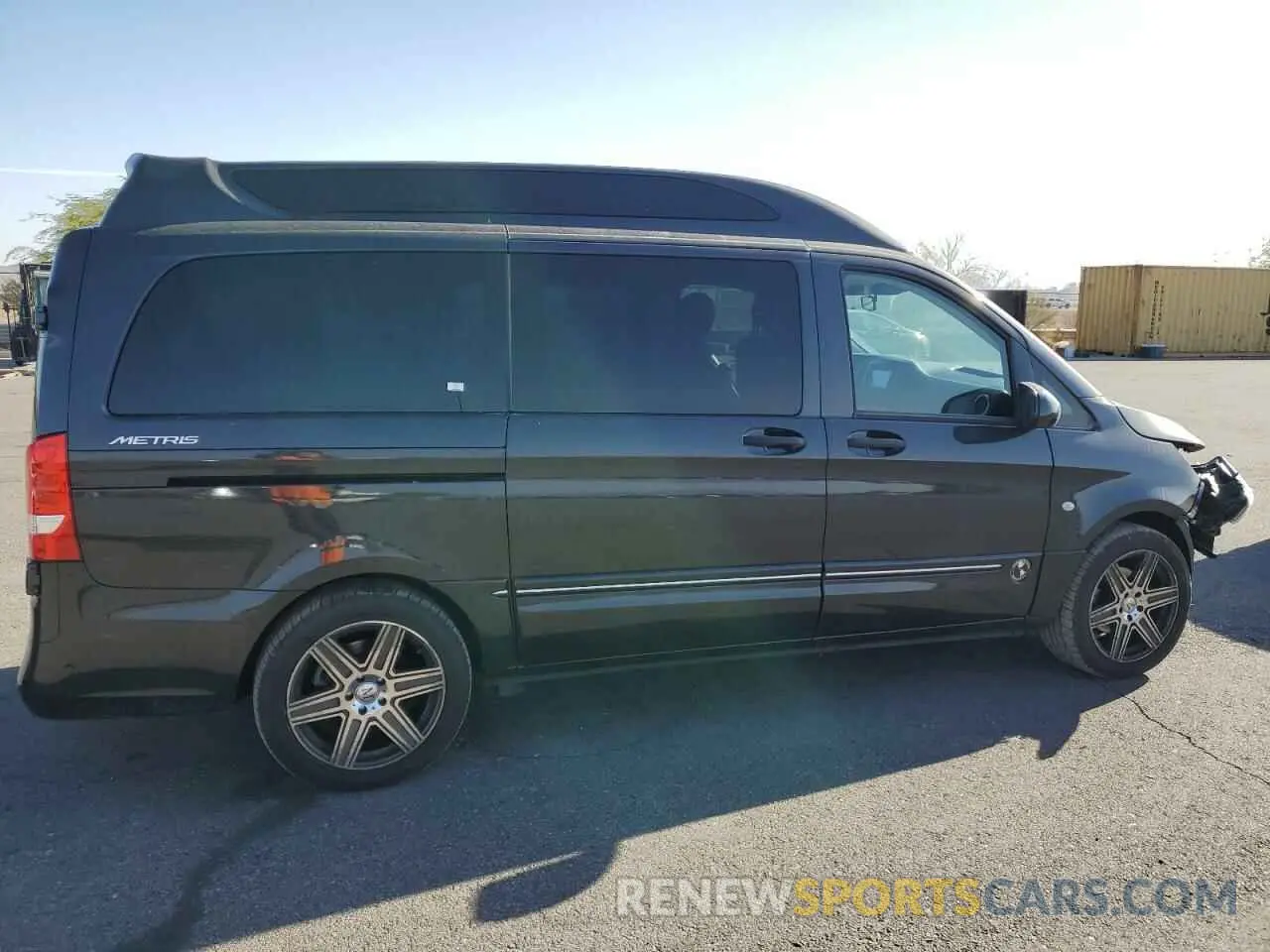 3 Photograph of a damaged car W1WV0FEY3L3762981 MERCEDES-BENZ METRIS 2020