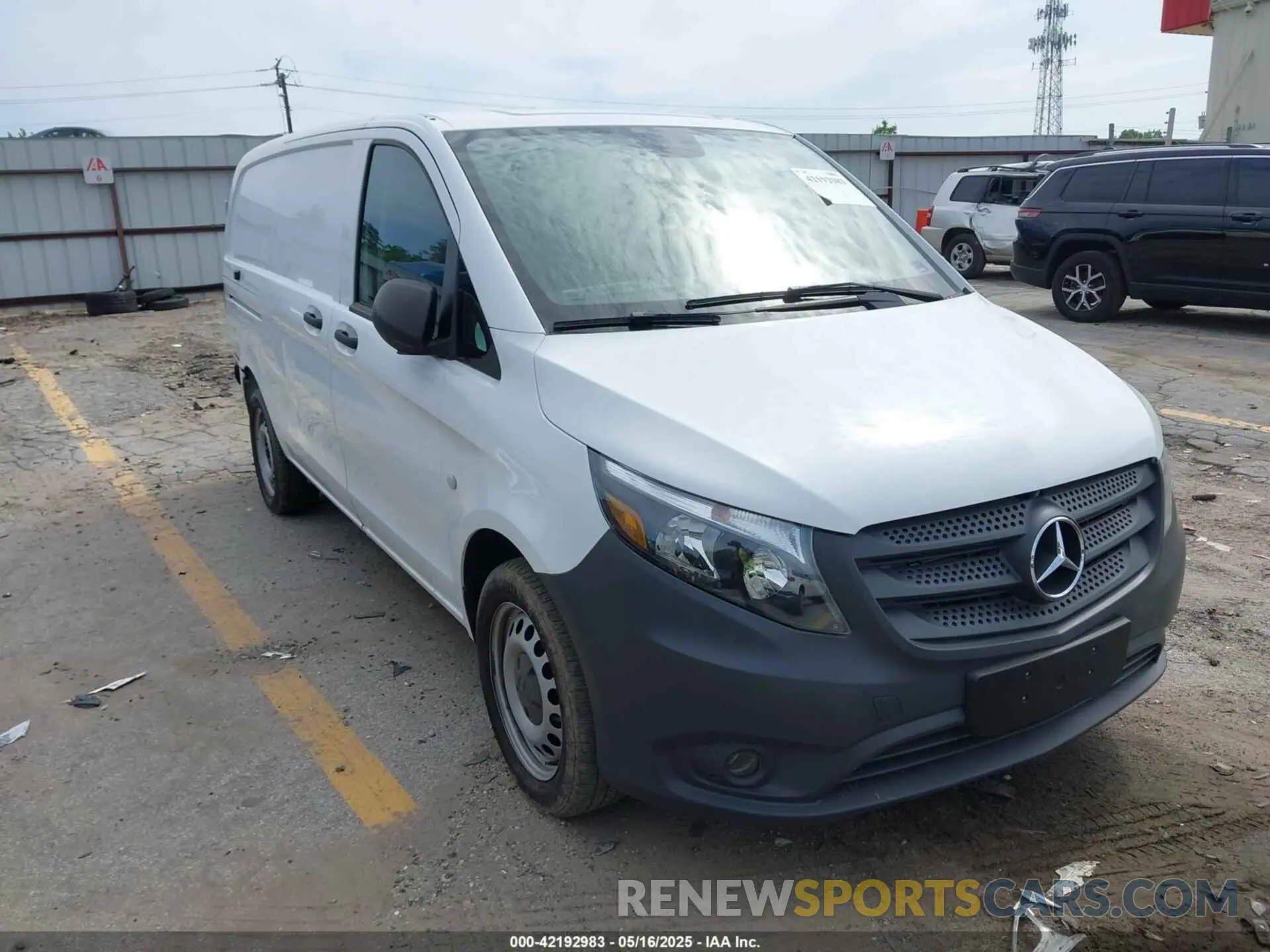 1 Photograph of a damaged car W1YV0BEY3L3725672 MERCEDES-BENZ METRIS 2020