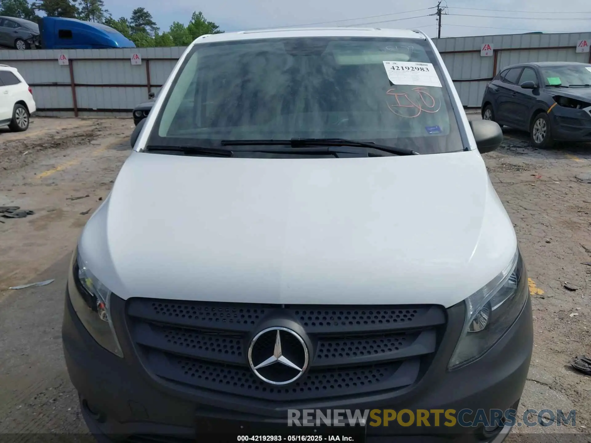 6 Photograph of a damaged car W1YV0BEY3L3725672 MERCEDES-BENZ METRIS 2020