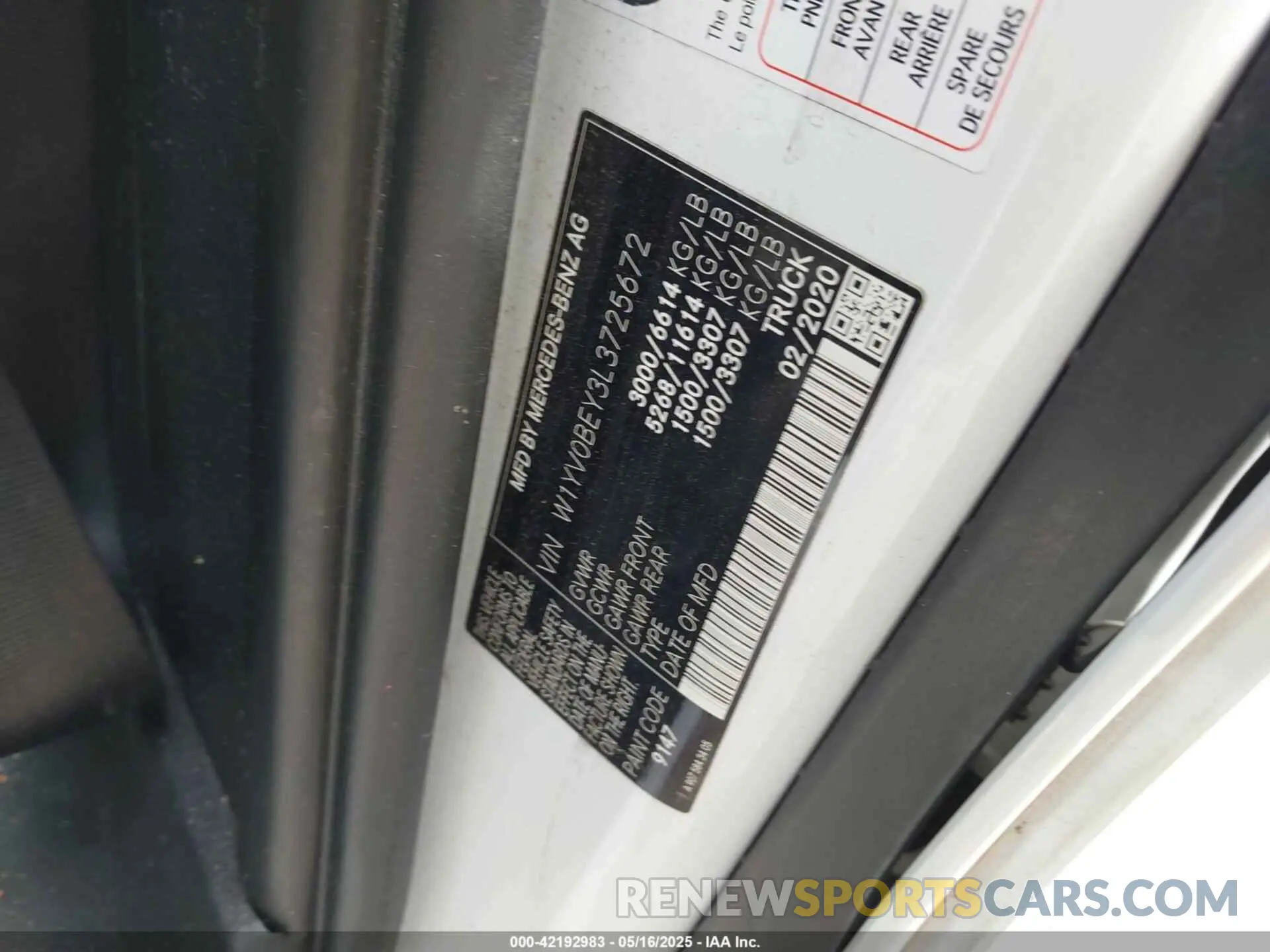 9 Photograph of a damaged car W1YV0BEY3L3725672 MERCEDES-BENZ METRIS 2020