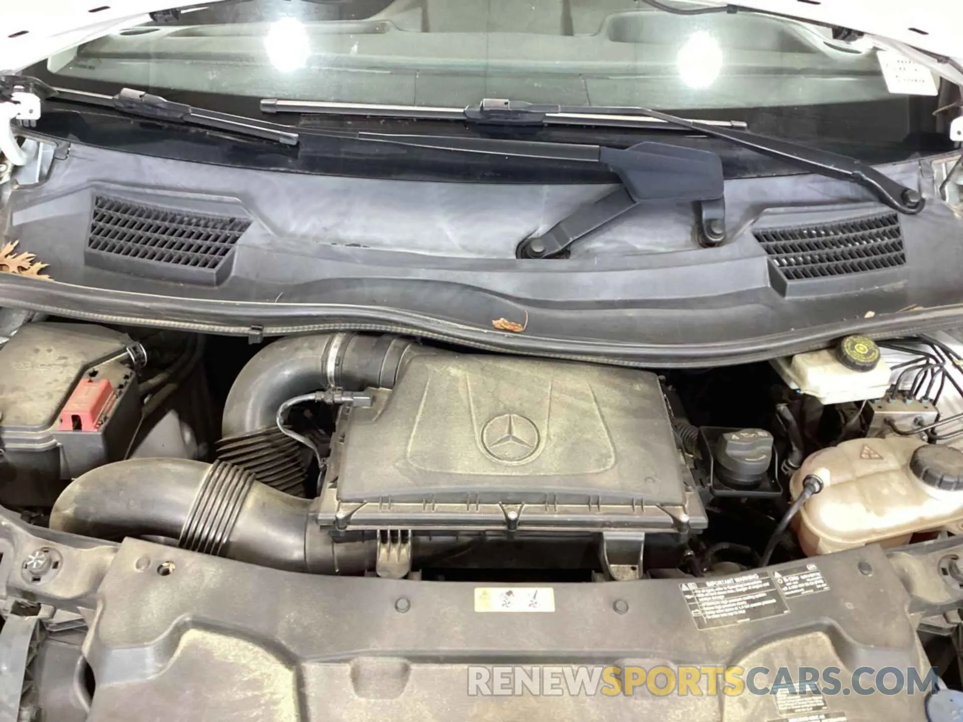 14 Photograph of a damaged car W1YV0BEY3L3738485 MERCEDES-BENZ METRIS 2020
