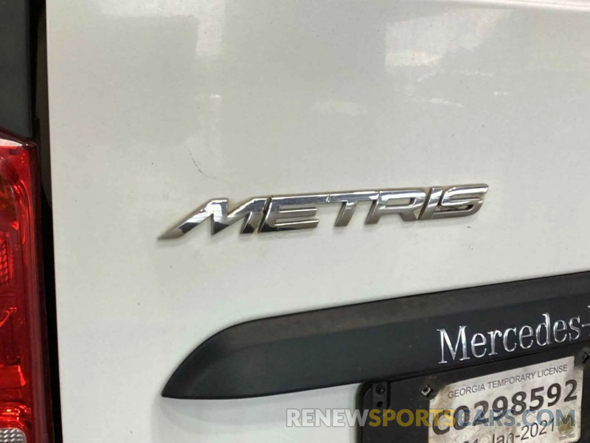 9 Photograph of a damaged car W1YV0BEY3L3738485 MERCEDES-BENZ METRIS 2020
