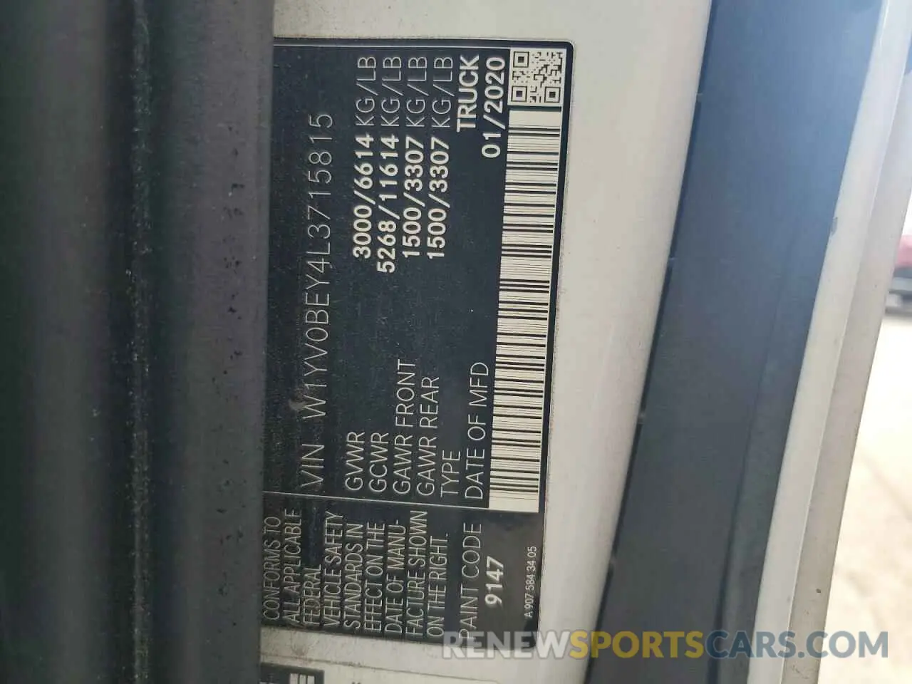 13 Photograph of a damaged car W1YV0BEY4L3715815 MERCEDES-BENZ METRIS 2020