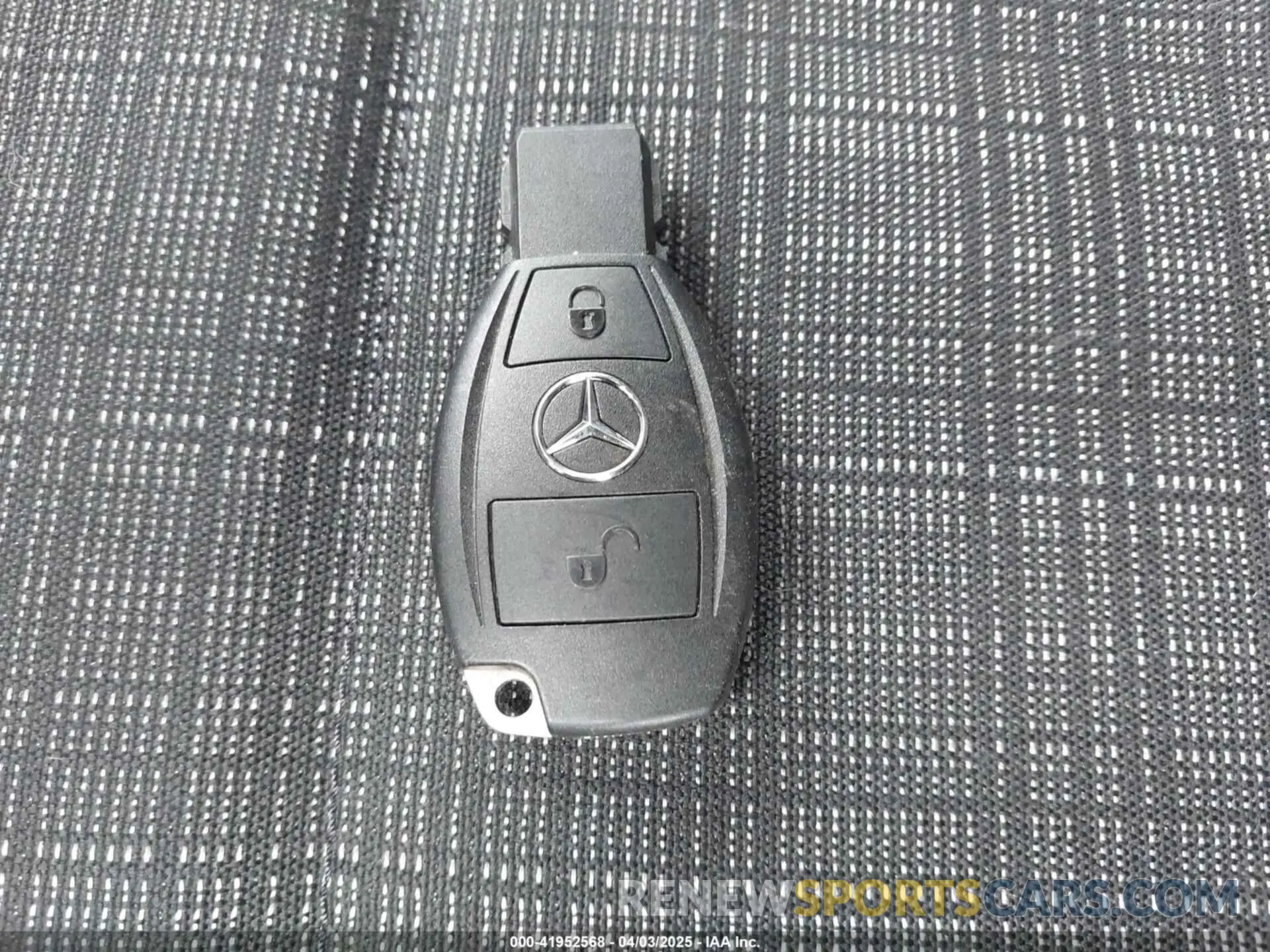 11 Photograph of a damaged car W1YV0BEY5L3762528 MERCEDES-BENZ METRIS 2020