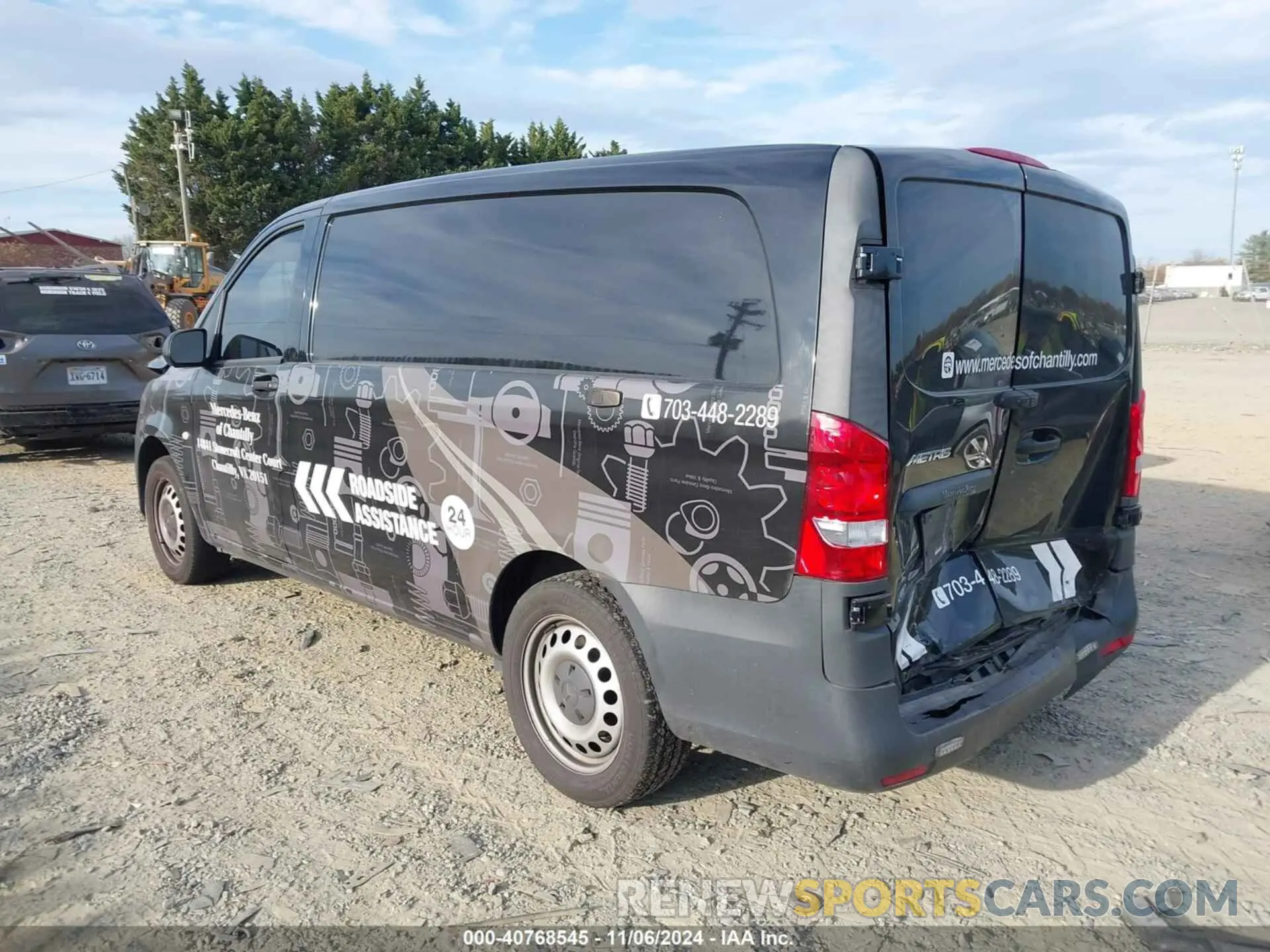 3 Photograph of a damaged car W1YV0BEY7L3730454 MERCEDES-BENZ METRIS 2020