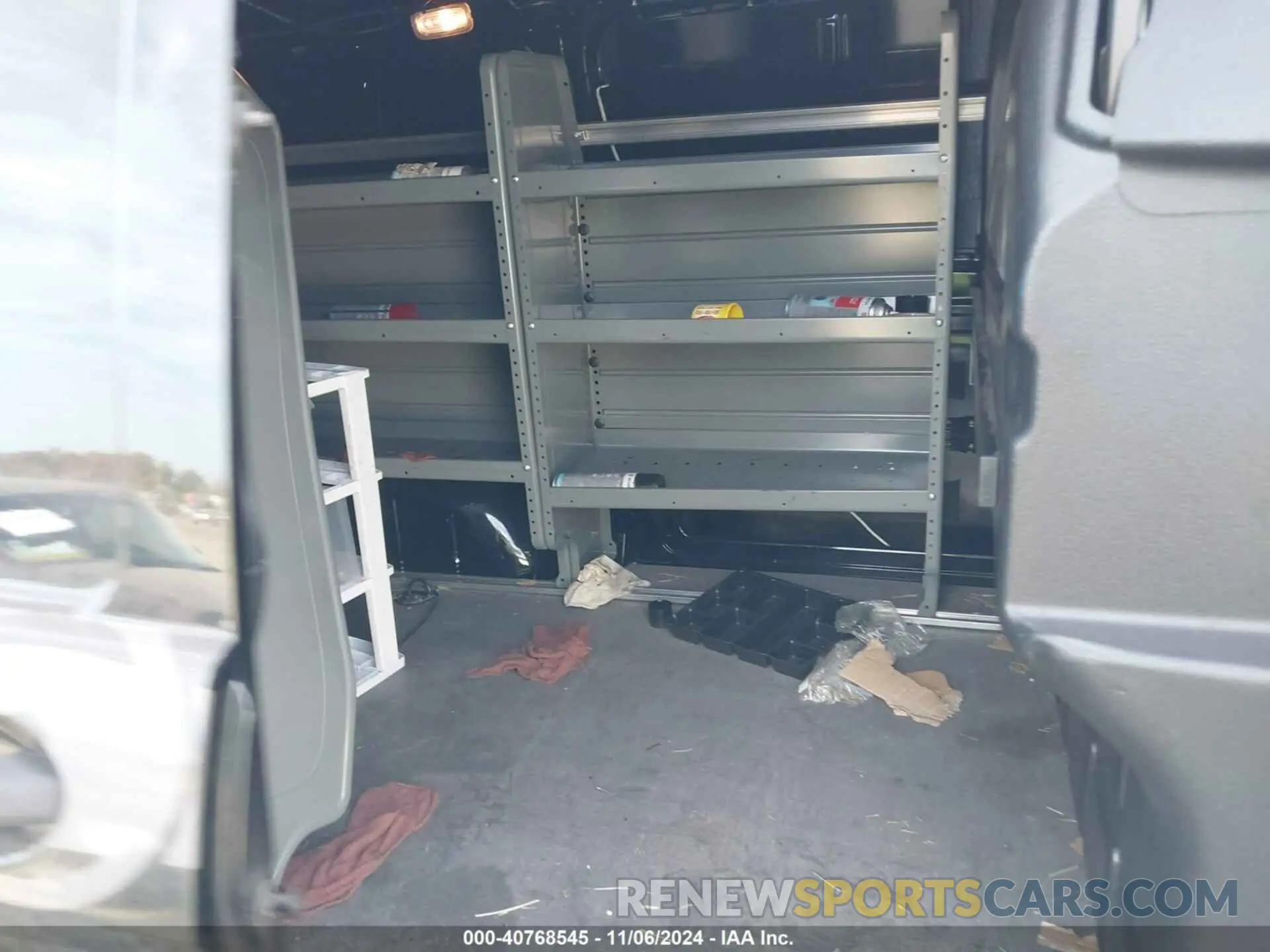 8 Photograph of a damaged car W1YV0BEY7L3730454 MERCEDES-BENZ METRIS 2020