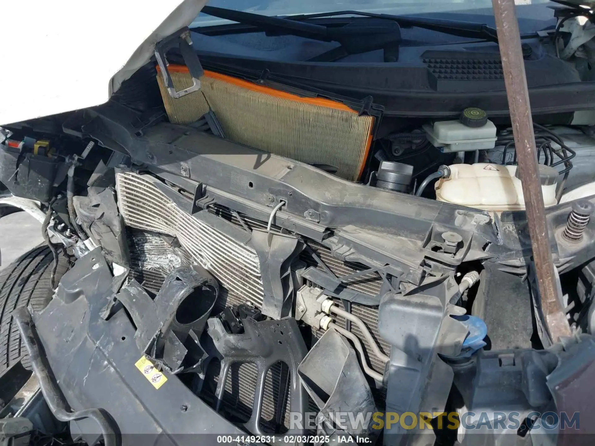 10 Photograph of a damaged car WD3PG2EA2L3670170 MERCEDES-BENZ METRIS 2020