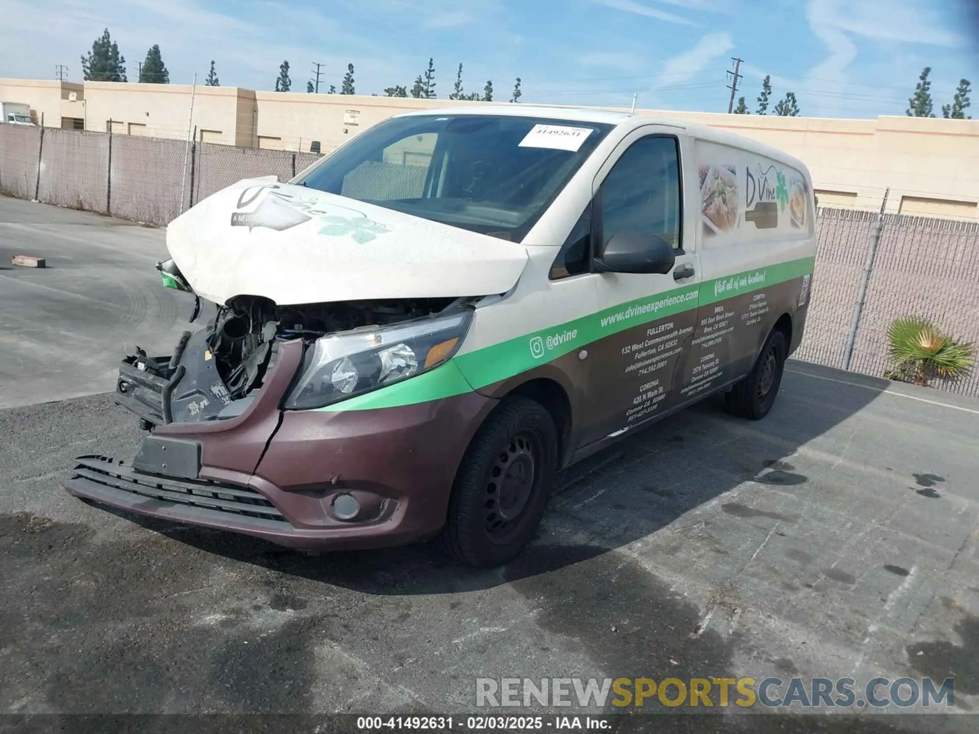 2 Photograph of a damaged car WD3PG2EA2L3670170 MERCEDES-BENZ METRIS 2020