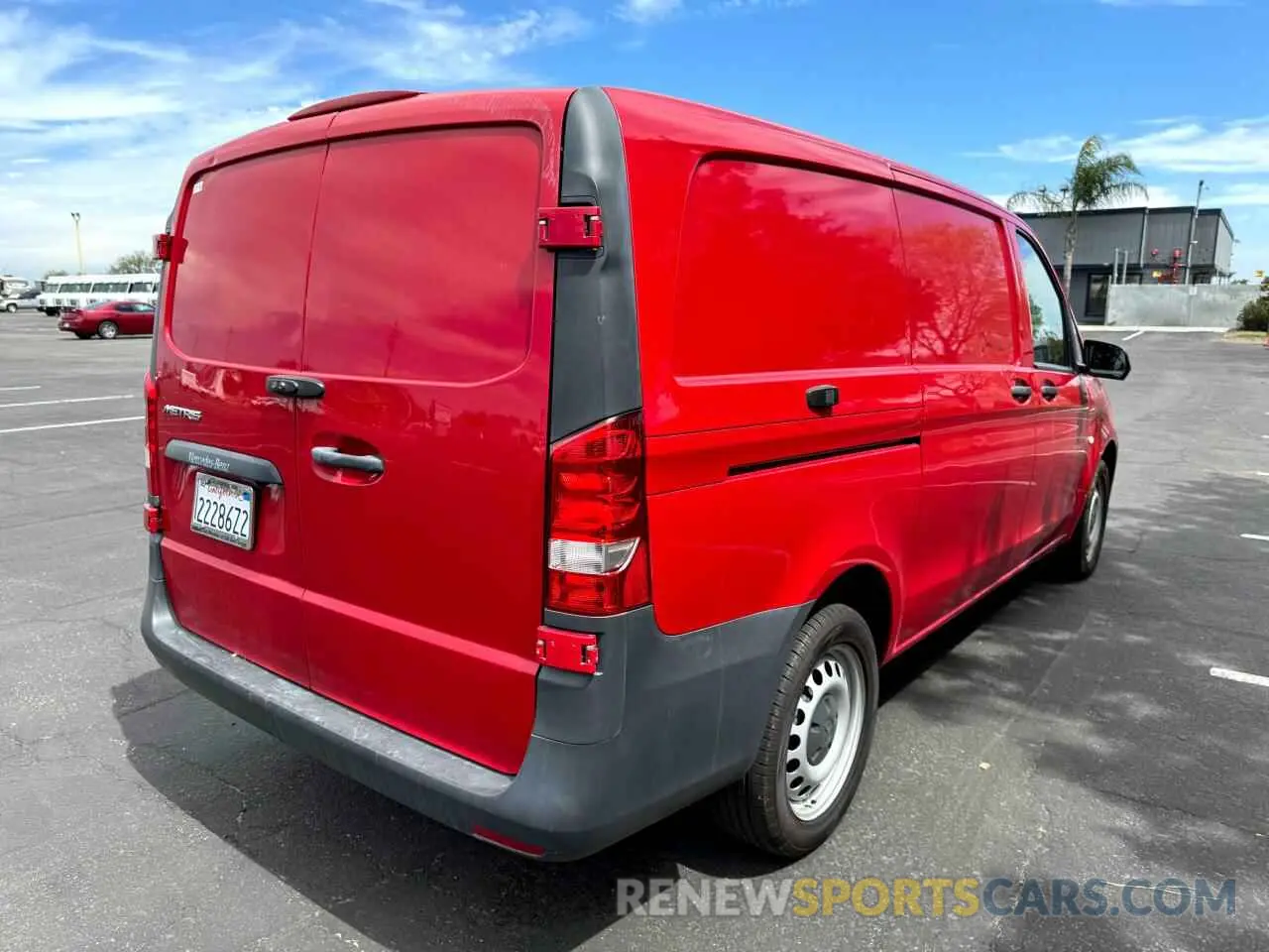 4 Photograph of a damaged car WD3PG2EA6L3655607 MERCEDES-BENZ METRIS 2020