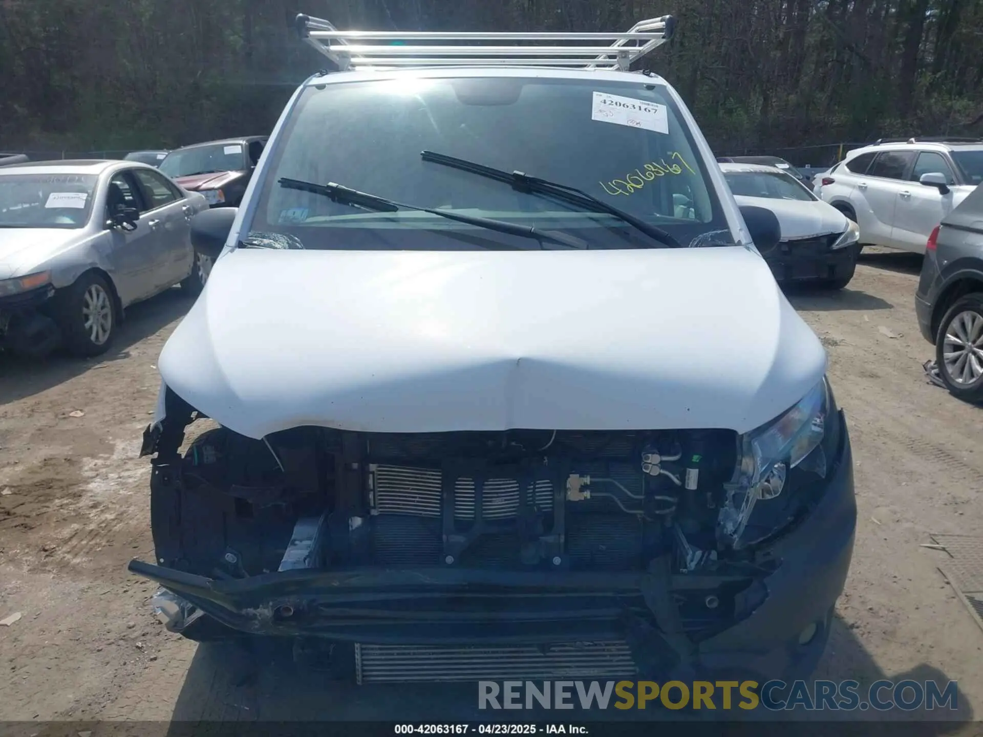 12 Photograph of a damaged car WD3PG3EAXL3674294 MERCEDES-BENZ METRIS 2020