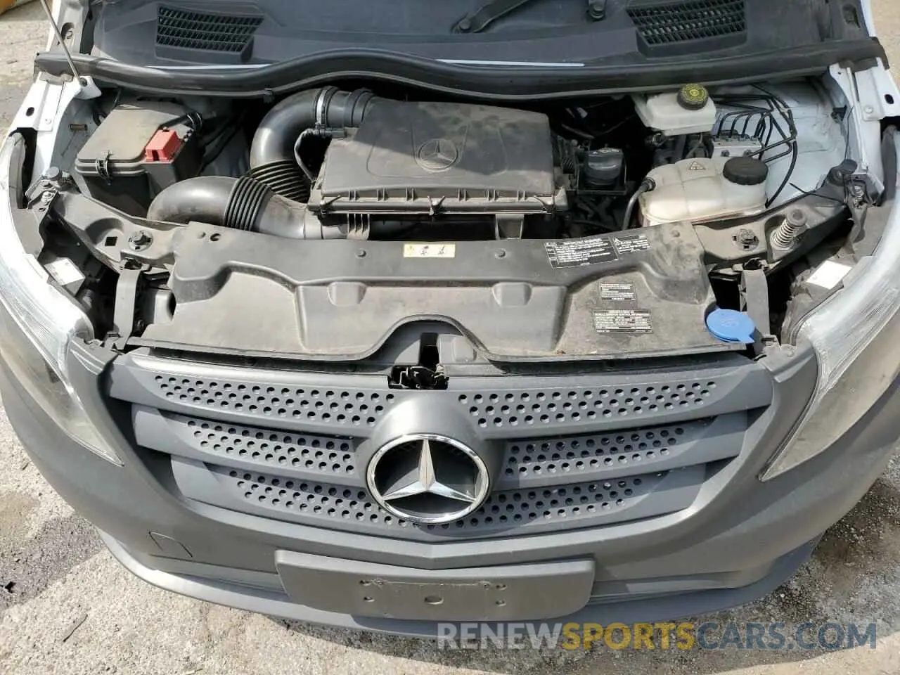 12 Photograph of a damaged car W1YV0BEY4M3838712 MERCEDES-BENZ METRIS 2021