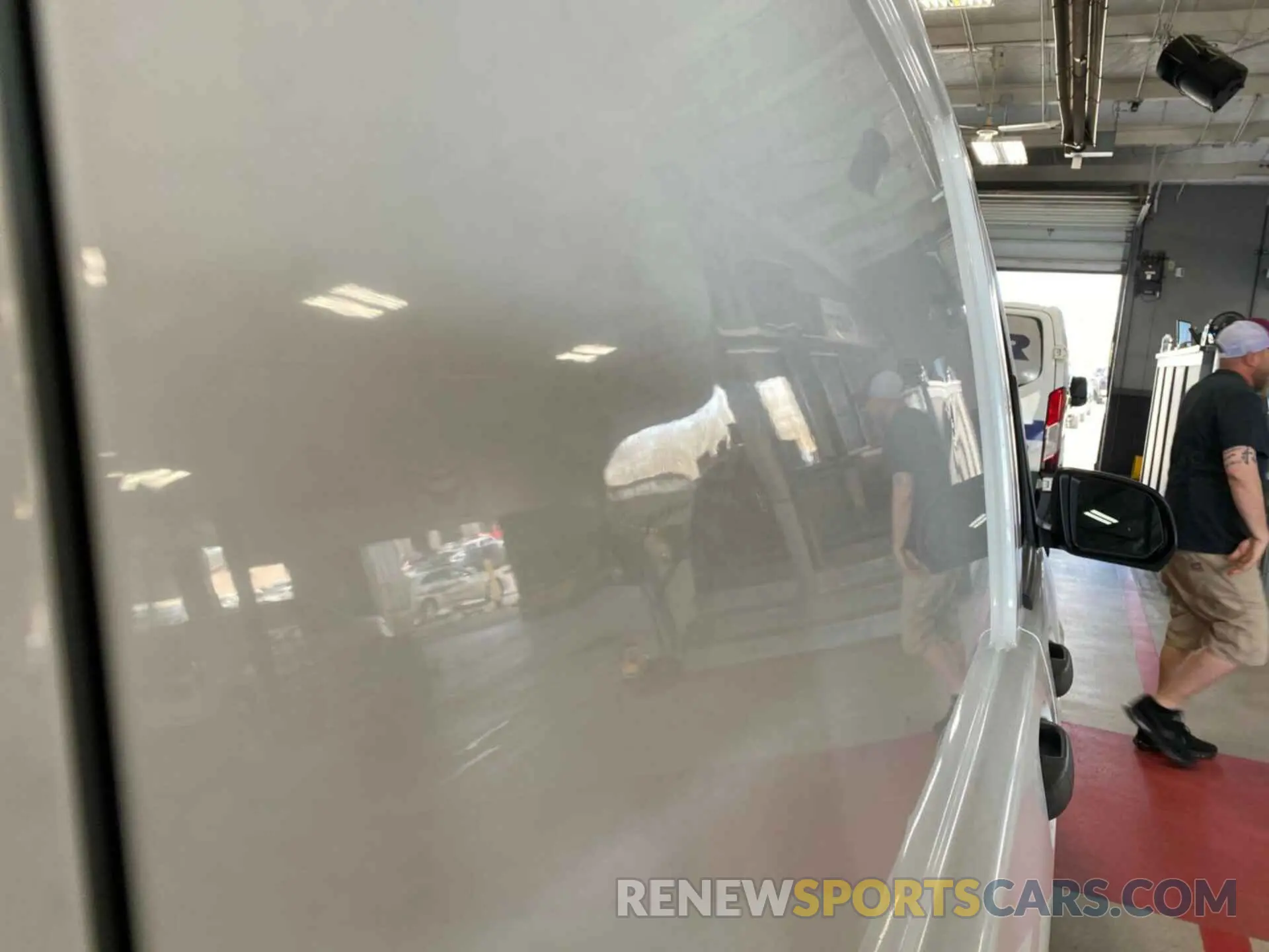 9 Photograph of a damaged car W1YV0BEY8M3905120 MERCEDES-BENZ METRIS 2021