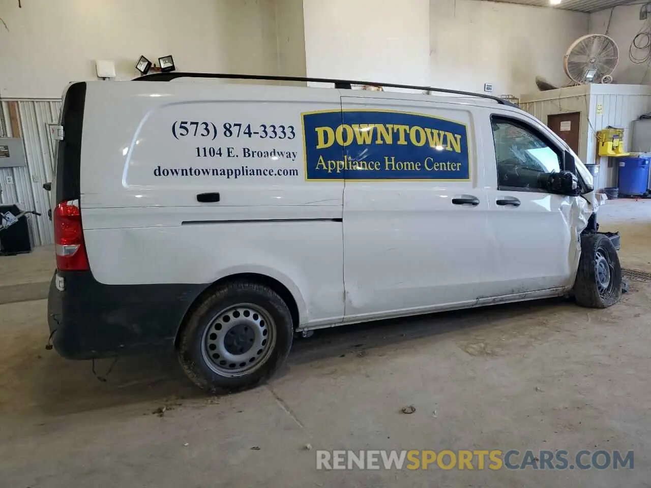 3 Photograph of a damaged car W1YV0CEY6M3857204 MERCEDES-BENZ METRIS 2021