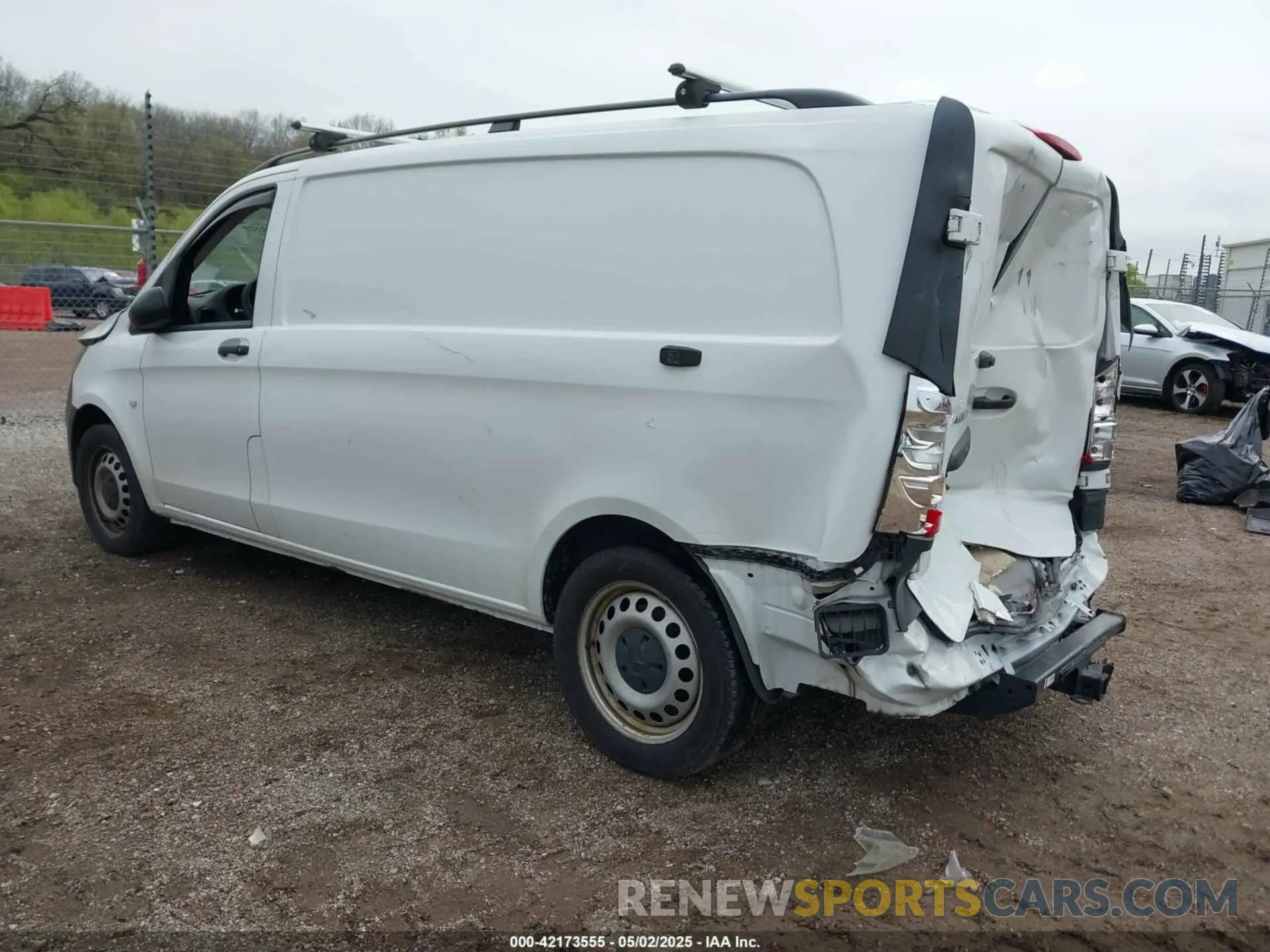 3 Photograph of a damaged car W1YV0CEY8M3839772 MERCEDES-BENZ METRIS 2021