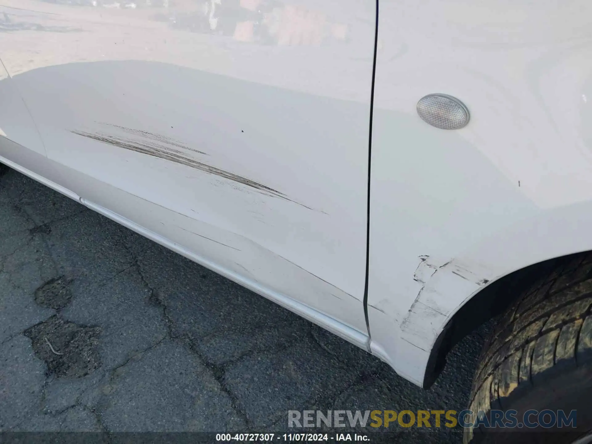 19 Photograph of a damaged car W1YV0BEY2N4149425 MERCEDES-BENZ METRIS 2022
