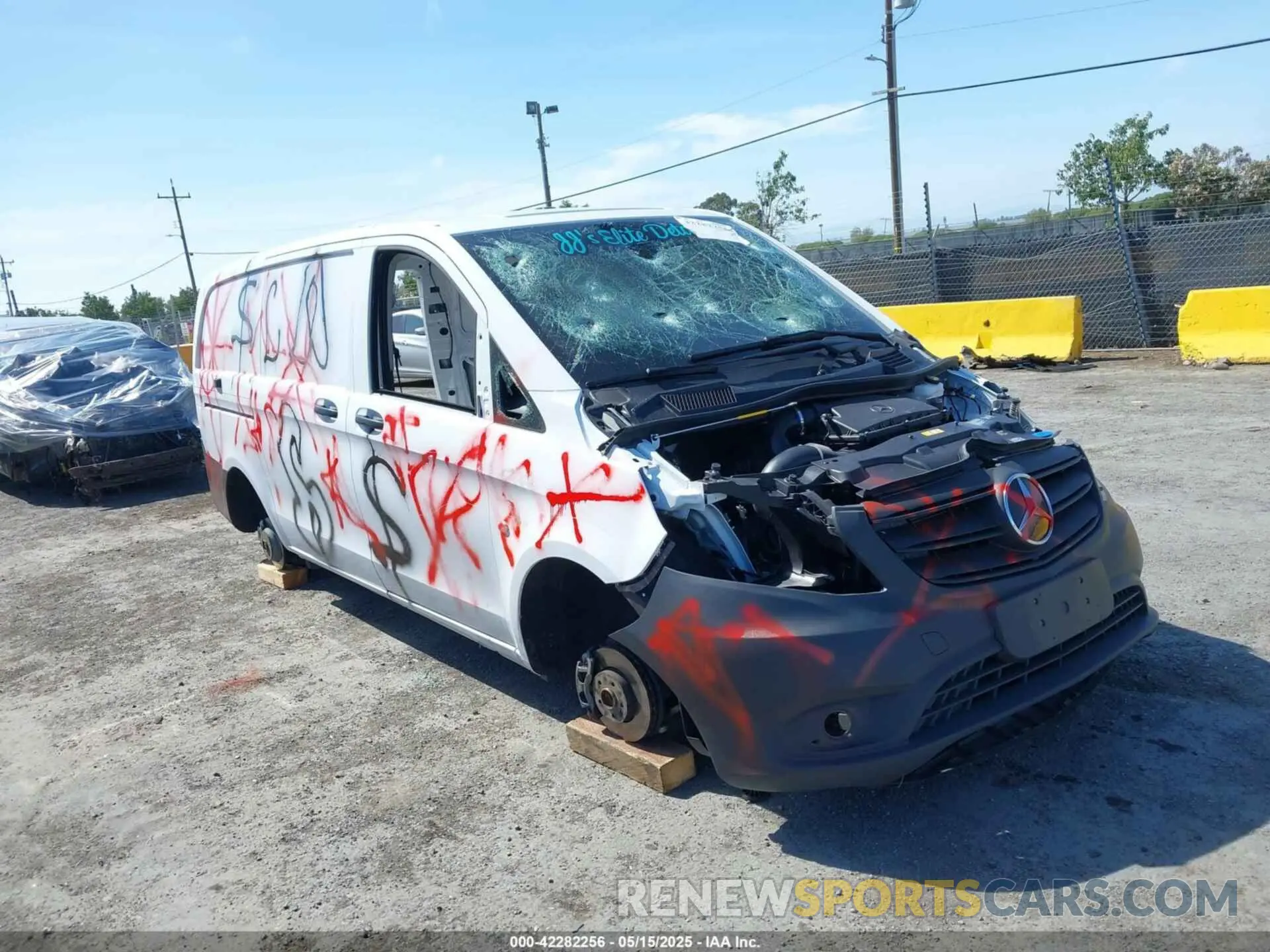 1 Photograph of a damaged car W1YV0BEY4P4297711 MERCEDES-BENZ METRIS 2023