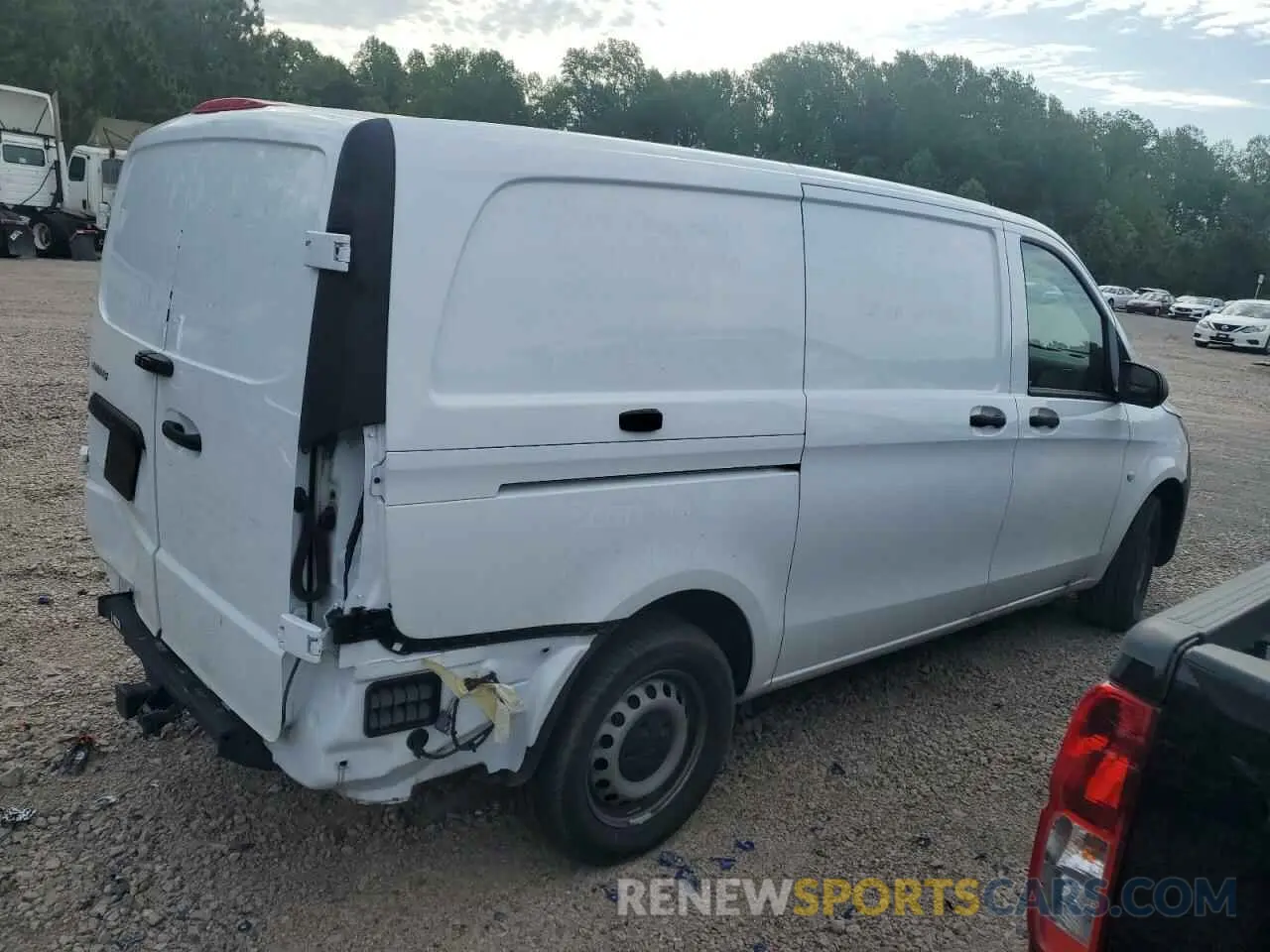 3 Photograph of a damaged car W1YV0BEY9P4267409 MERCEDES-BENZ METRIS 2023