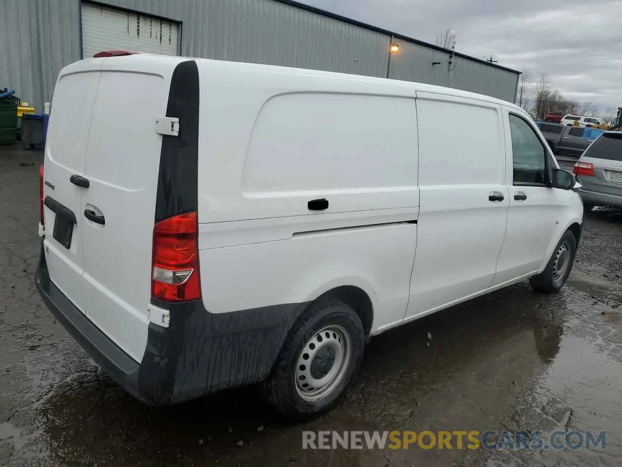 3 Photograph of a damaged car W1YV0CEY4P4276654 MERCEDES-BENZ METRIS 2023